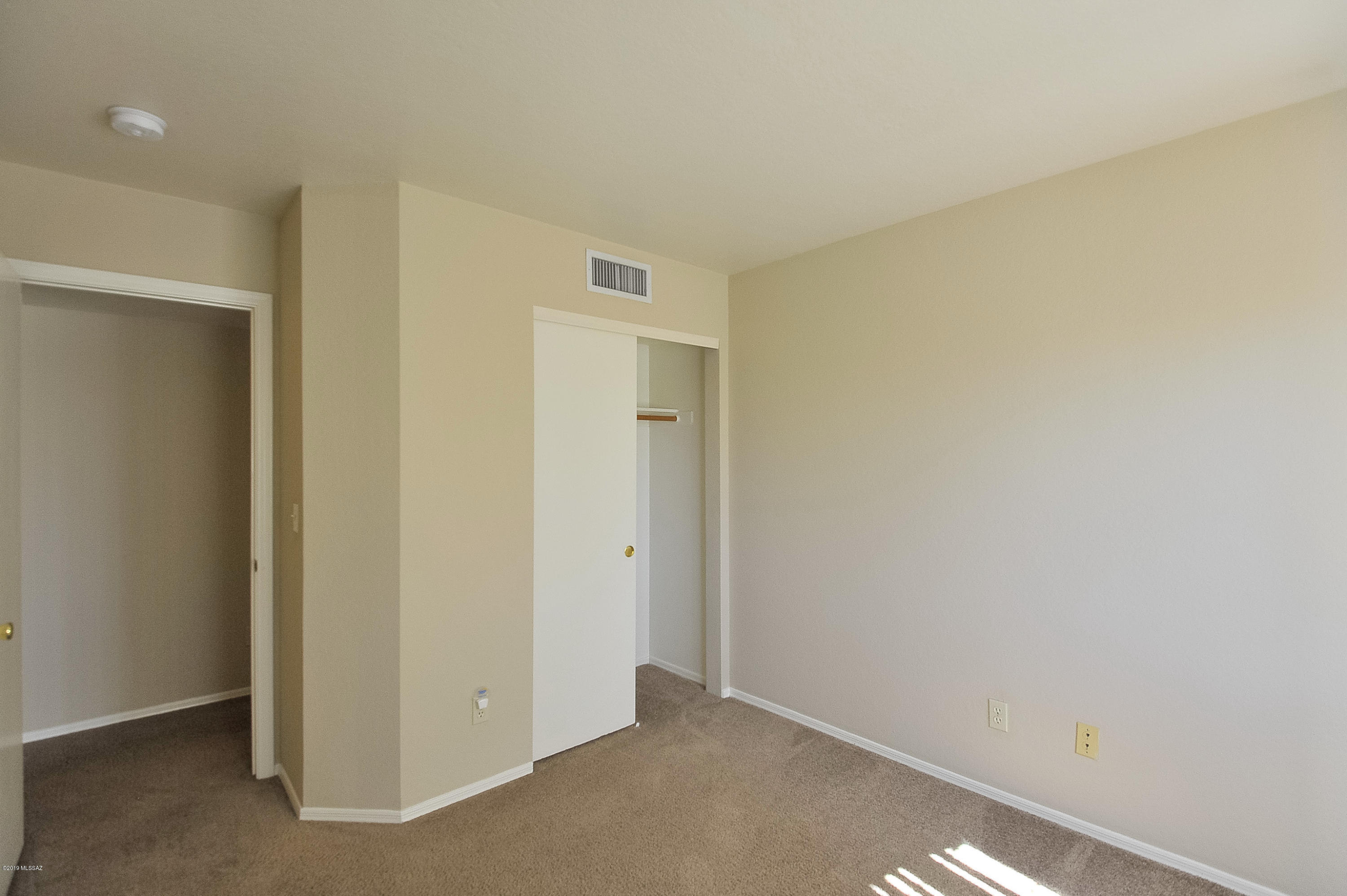Country Club Estates NO. 1 - Residential Lease