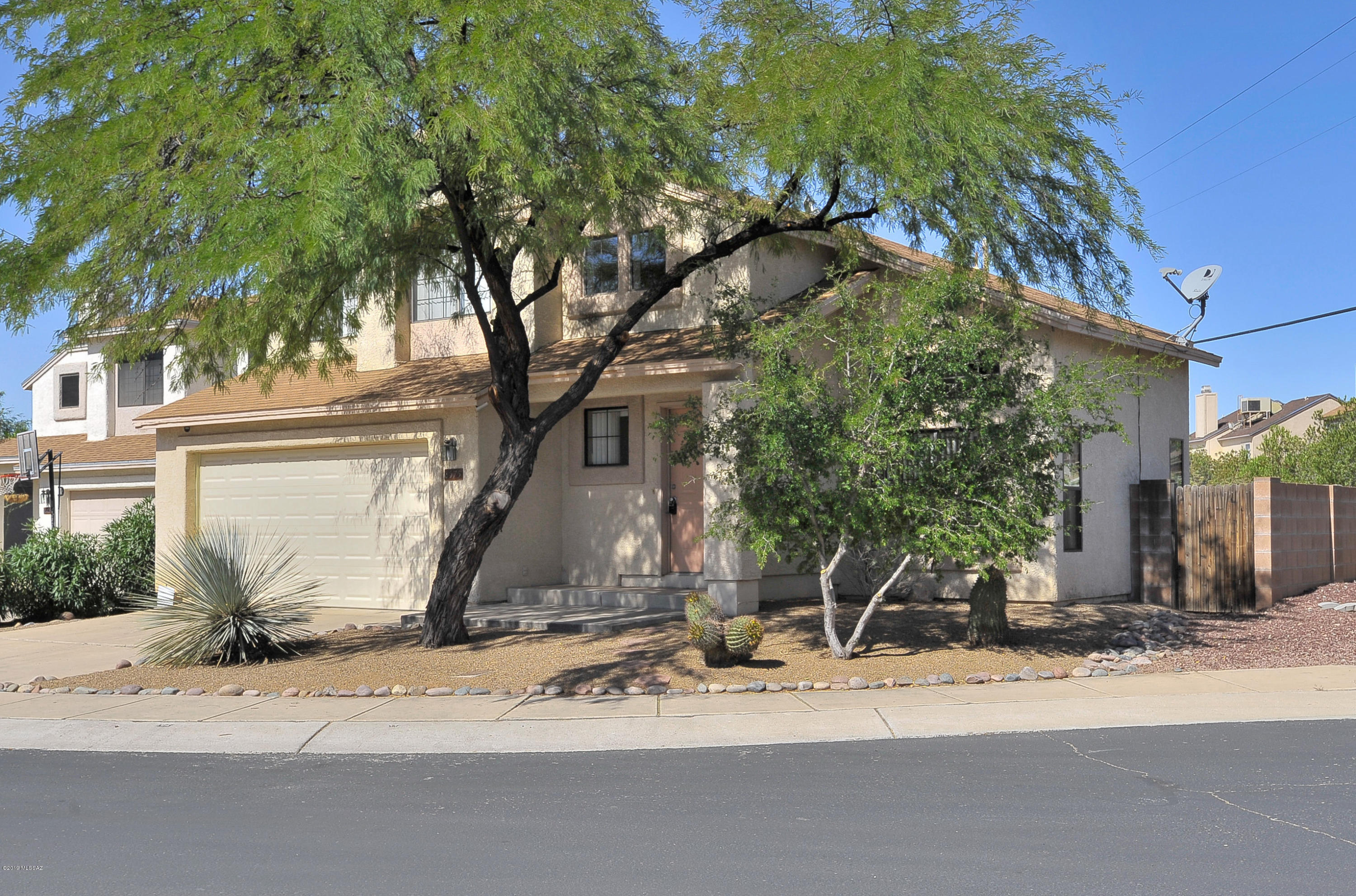 Country Club Estates NO. 1 - Residential Lease