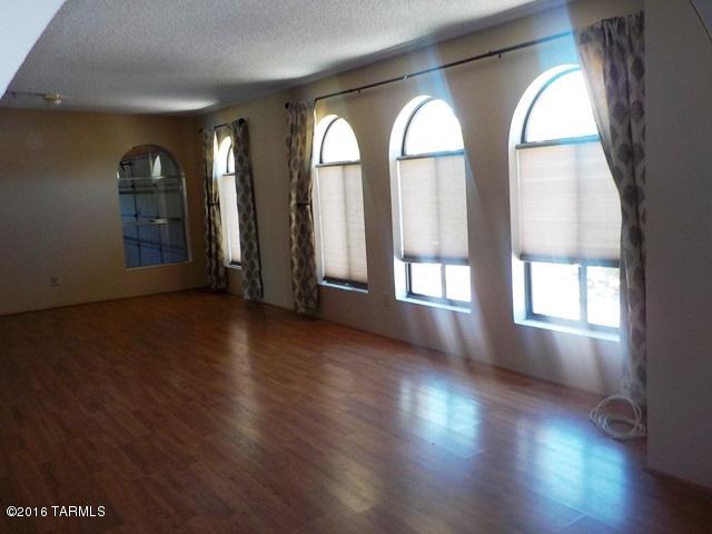 Sabino Vista West (1-83) - Residential Lease