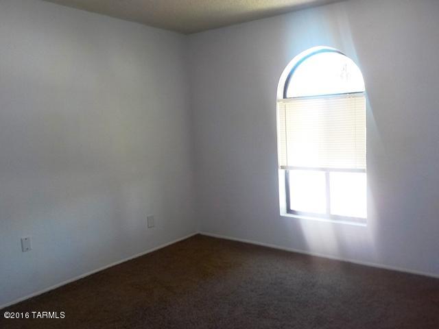 Sabino Vista West (1-83) - Residential Lease