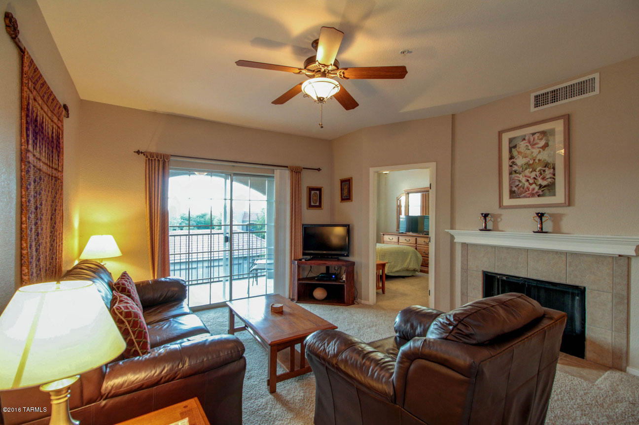 List price is average and subject to change, please call for exact pricing and availability.

Fully furnished condo in beautiful Oro Valley! Equipped with everything you need - house wares, linens, full-size washer & dryer, and Wi-Fi. Relax on your private covered patio or take a dip in the sparkling pool! Close to fine dining and shopping, too.