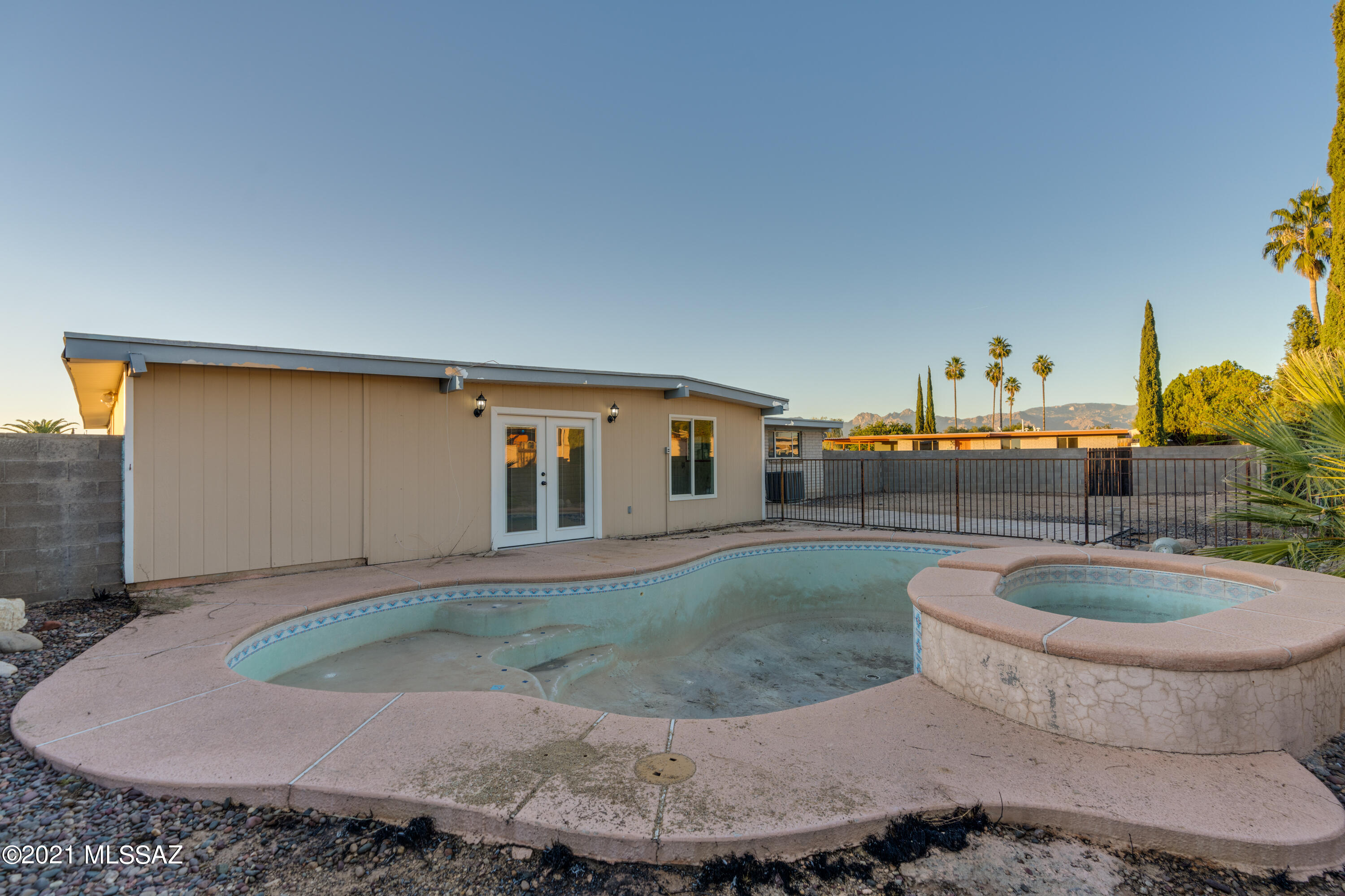 Rolling Ridge (32-75) - Residential