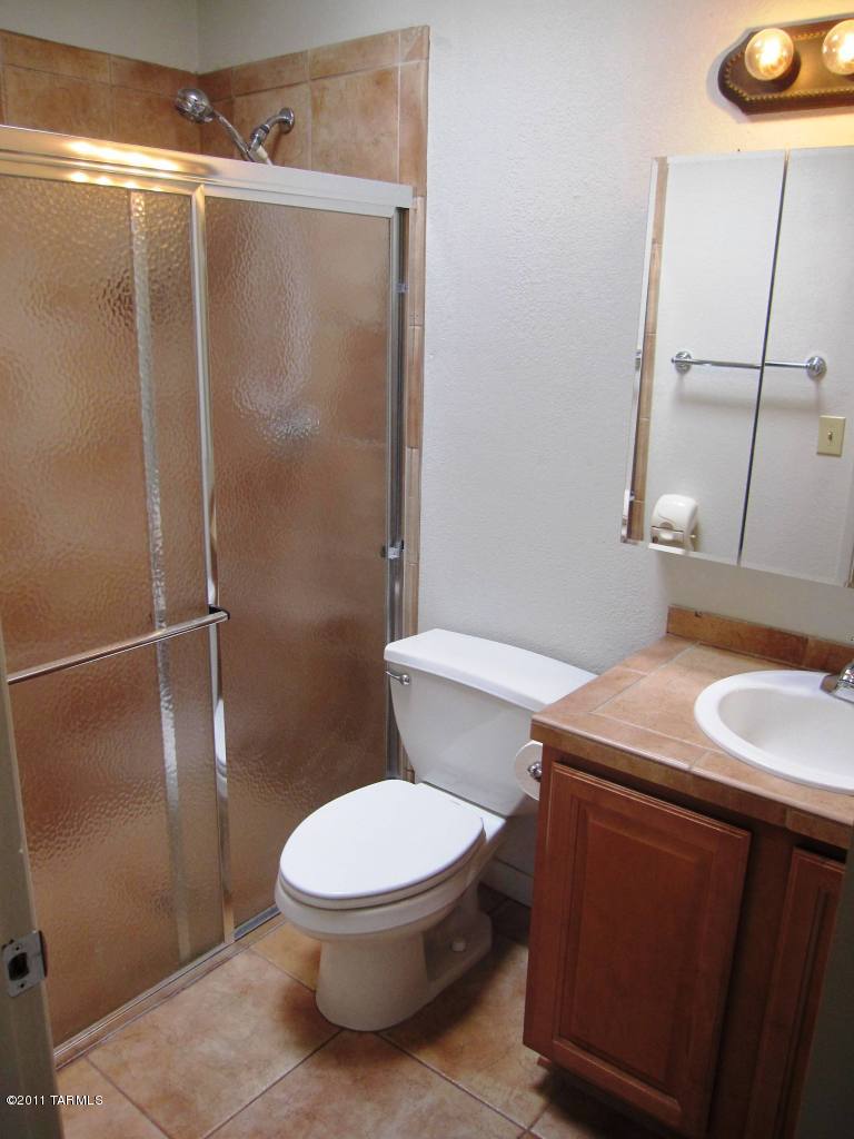 Reflections in the Catalina Condominium - Residential Lease