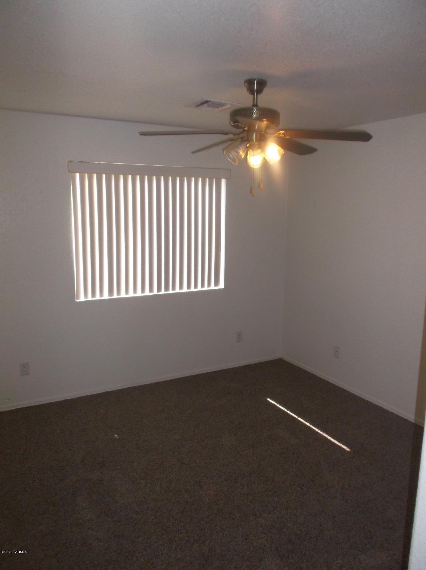 Casa Del Rio (1-74) - Residential Lease