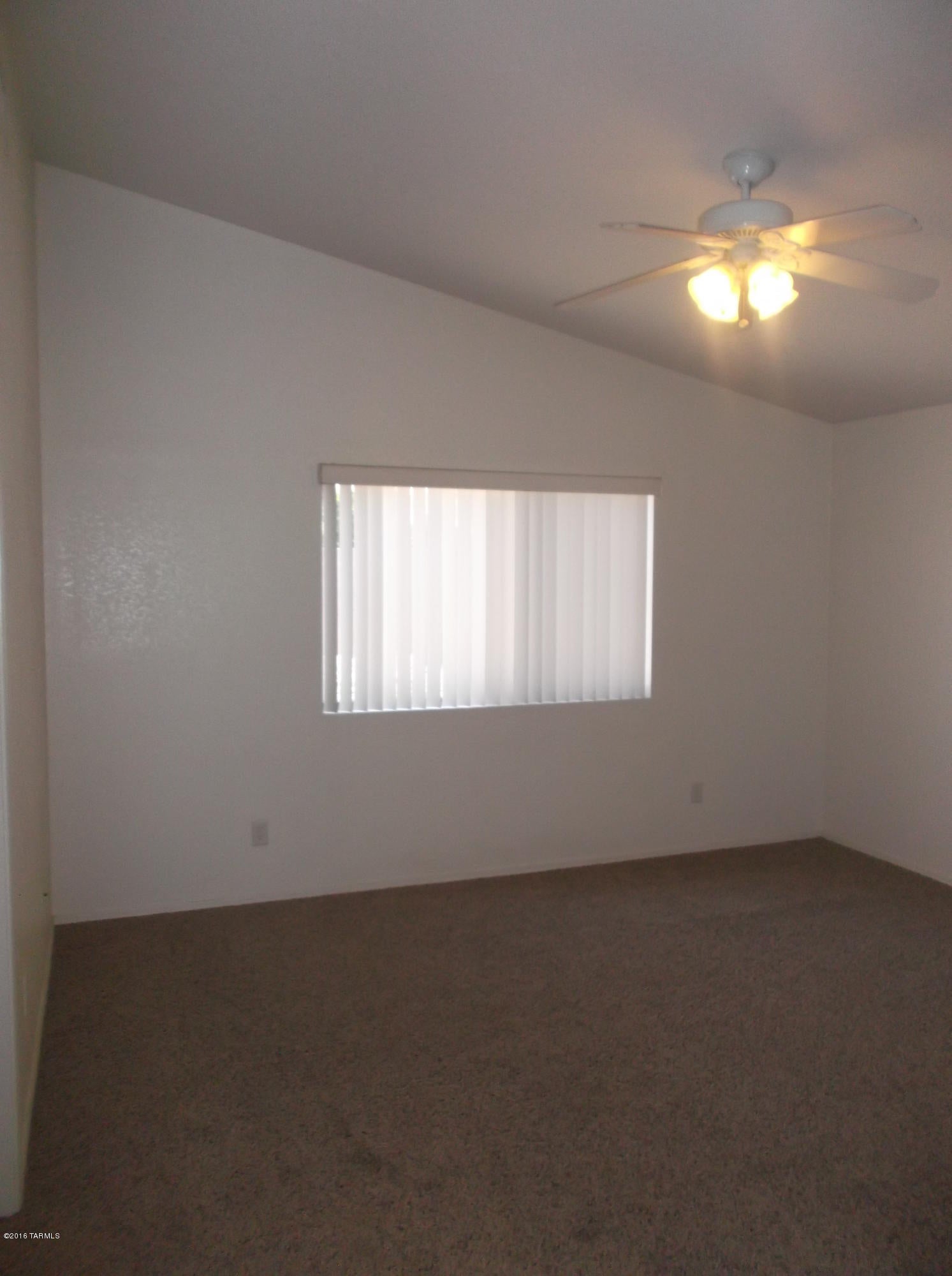 Casa Del Rio (1-74) - Residential Lease