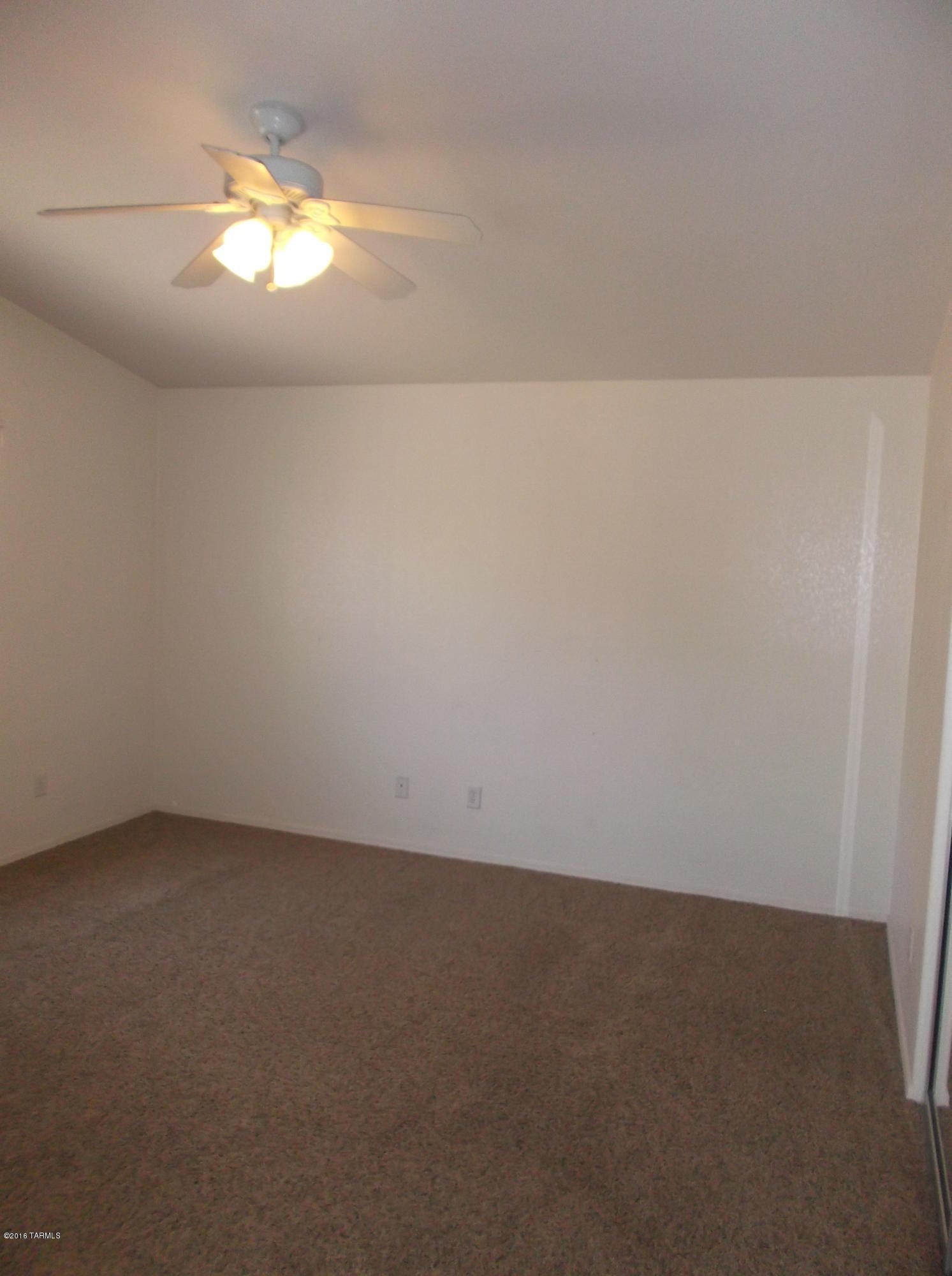 Casa Del Rio (1-74) - Residential Lease