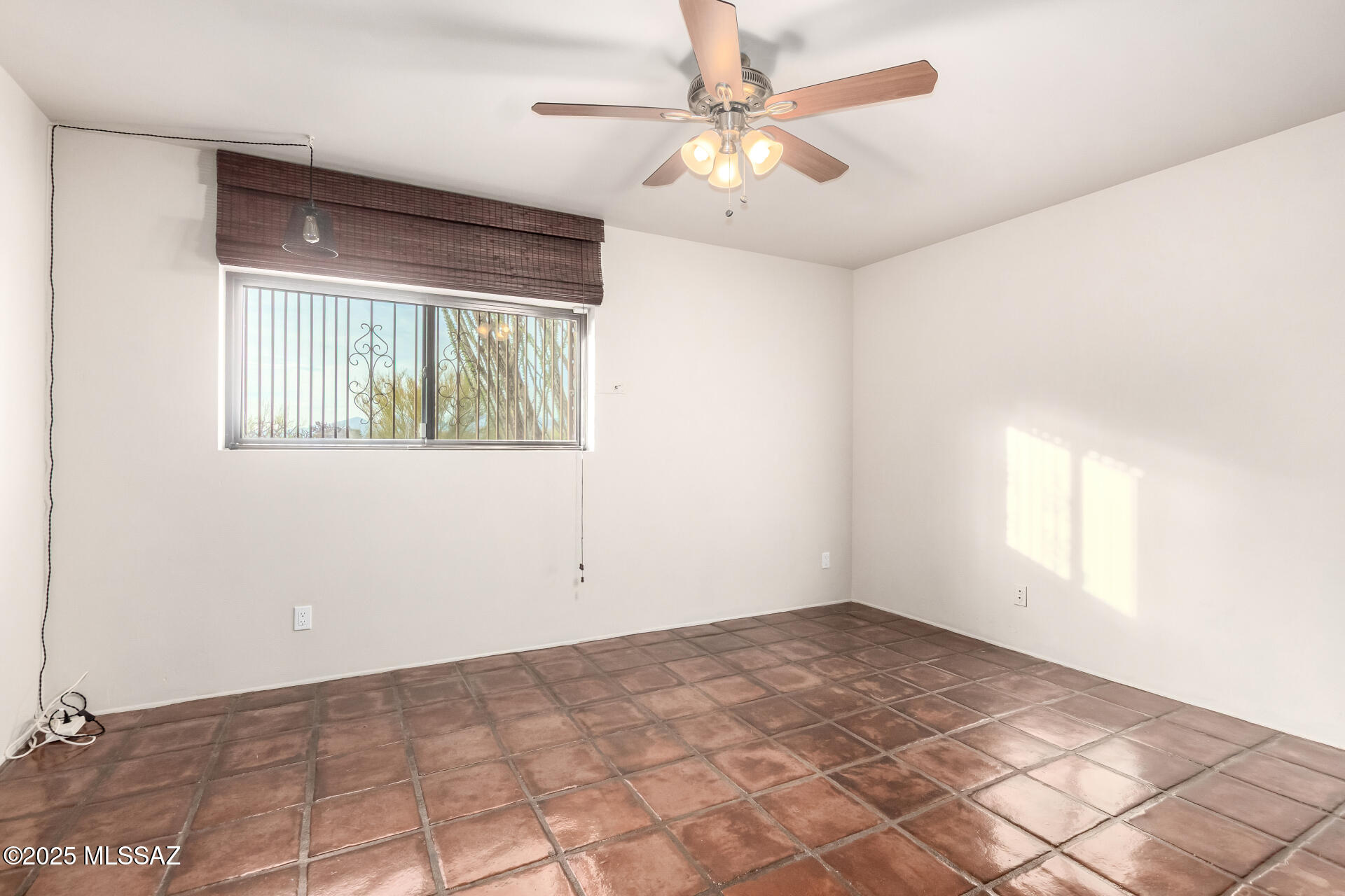 Saguaro Shadows (1-24) - Residential