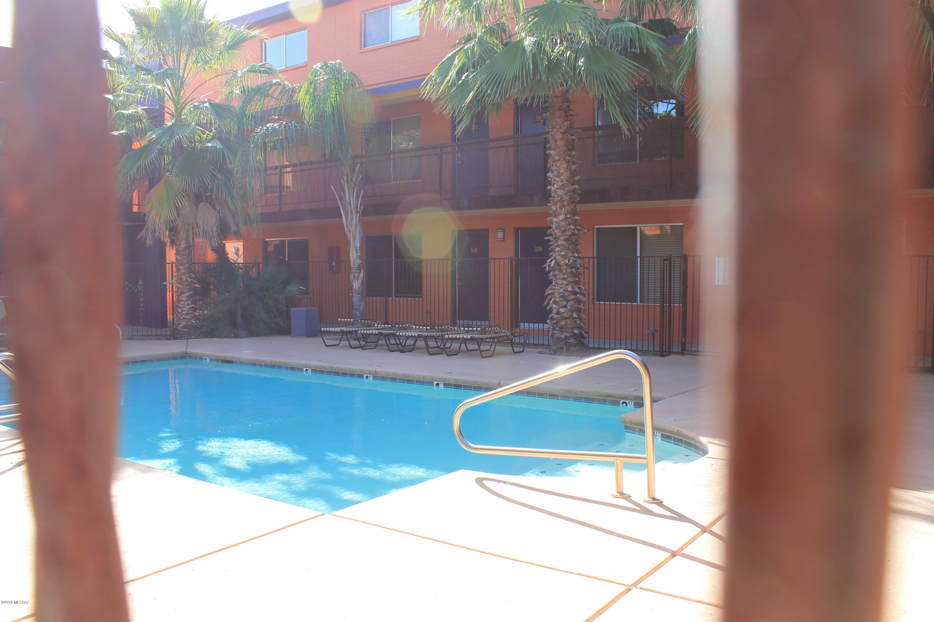 10th Street Condominiums - Residential
