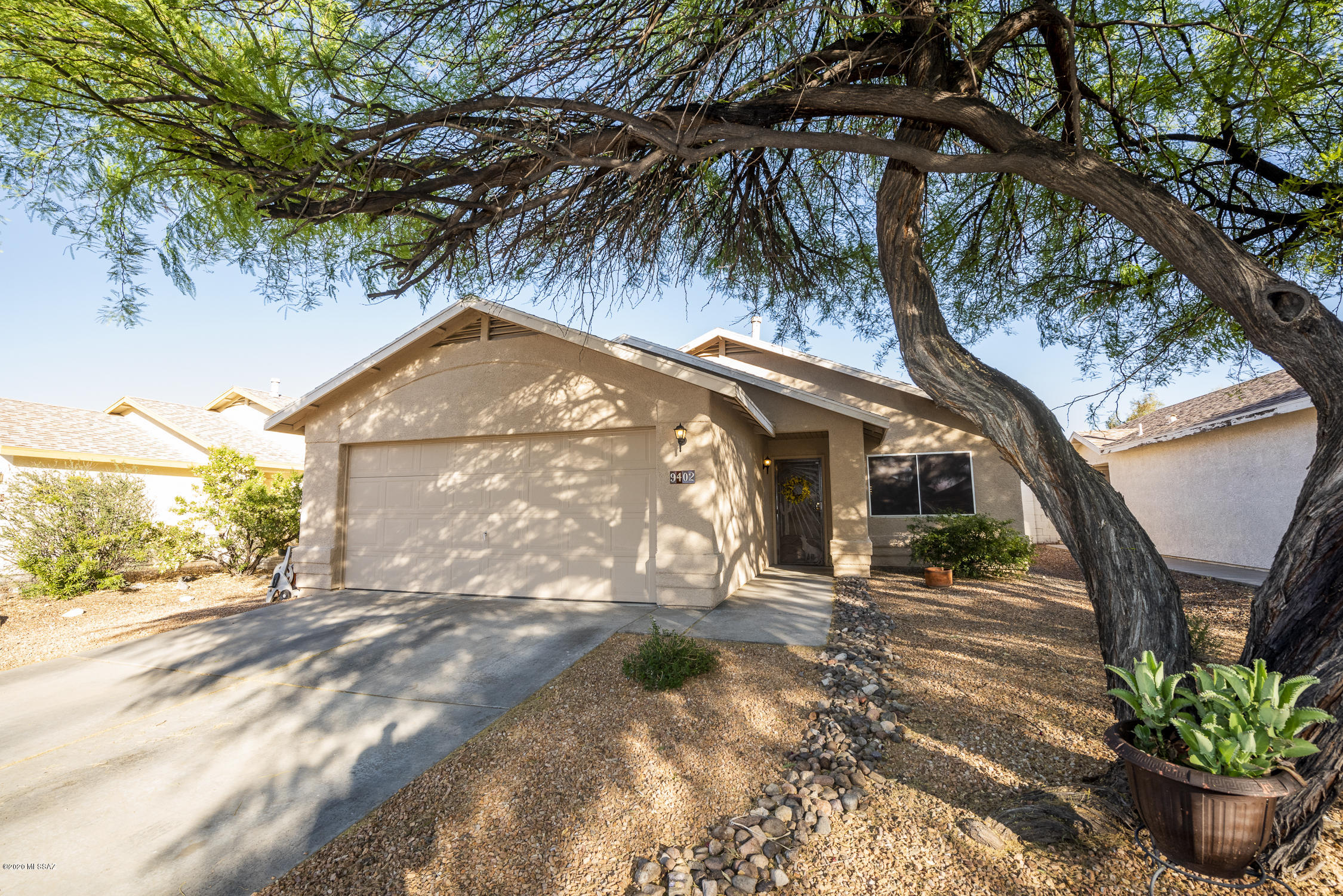 Cute as button, neat as a pin 3 bedroom, 2 bathroom home in the Vail School District. Newer tile flooring throughout, updated vanities in the bathrooms, and just minutes to Purple Heart Park, Amazon, and Davis Monthan Air Force Base. Pet friendly backyard with turf, higher walls for additional privacy, and covered patio.