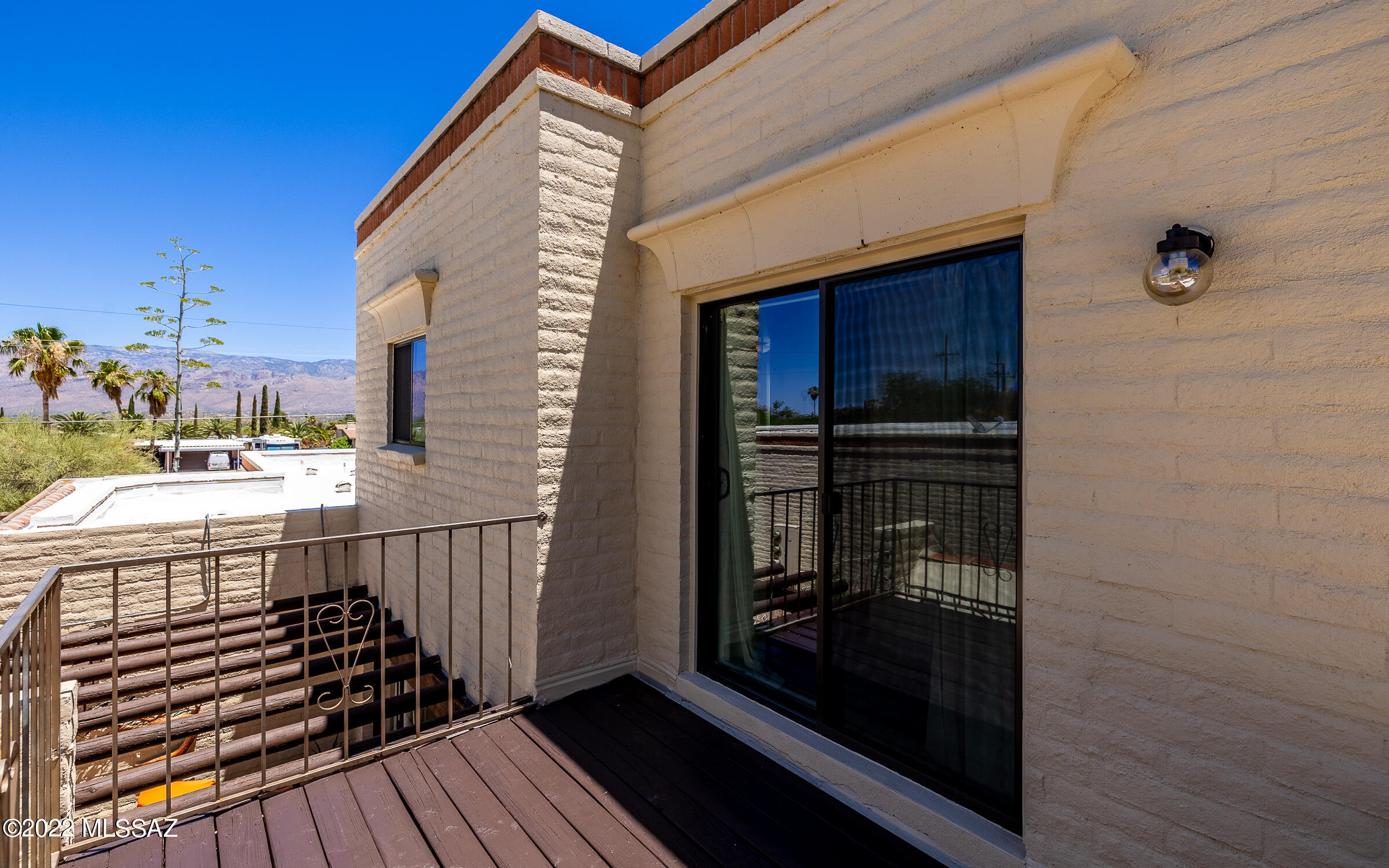 Plaza Mirador (1-28) - Residential