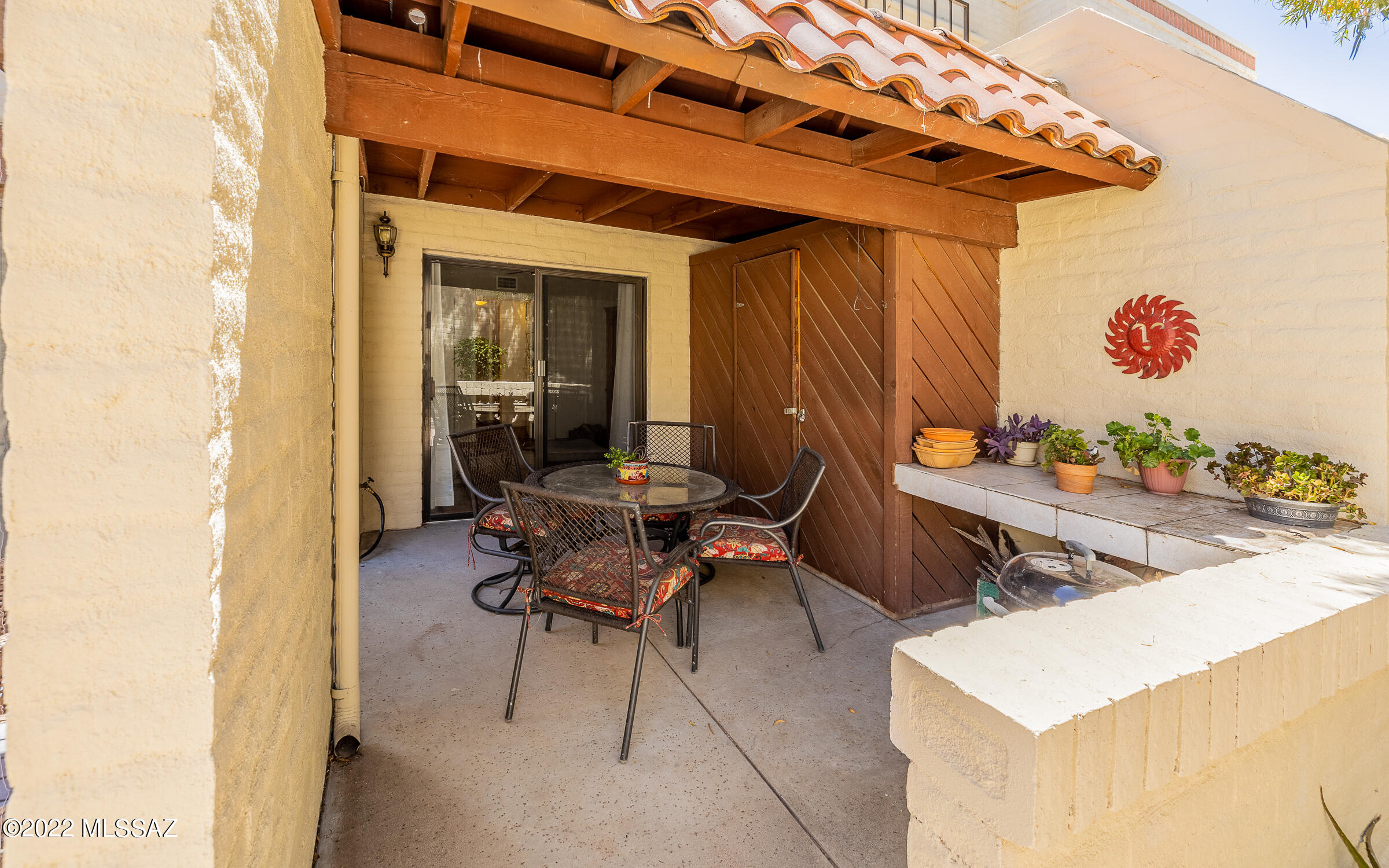 Plaza Mirador (1-28) - Residential