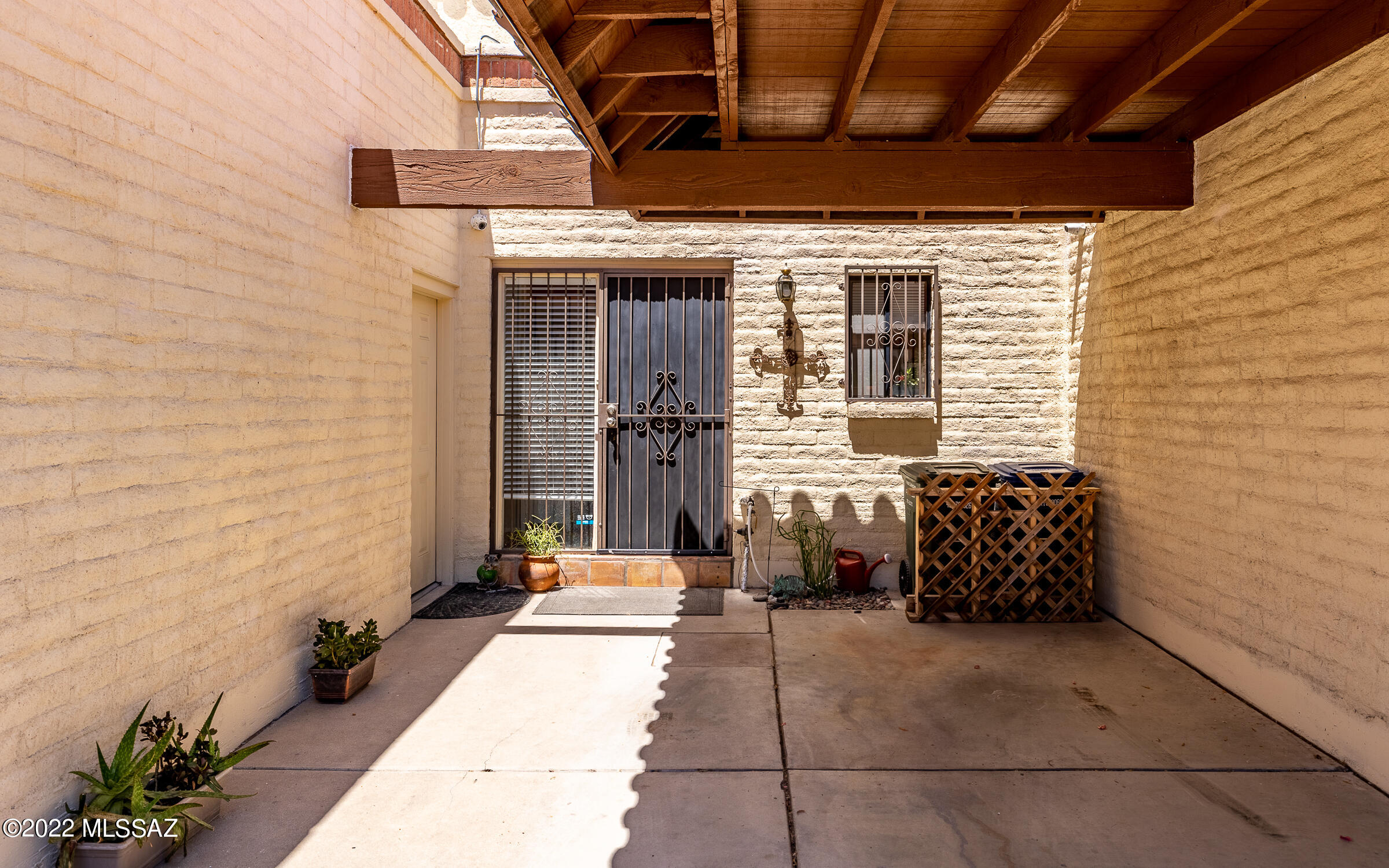 Plaza Mirador (1-28) - Residential