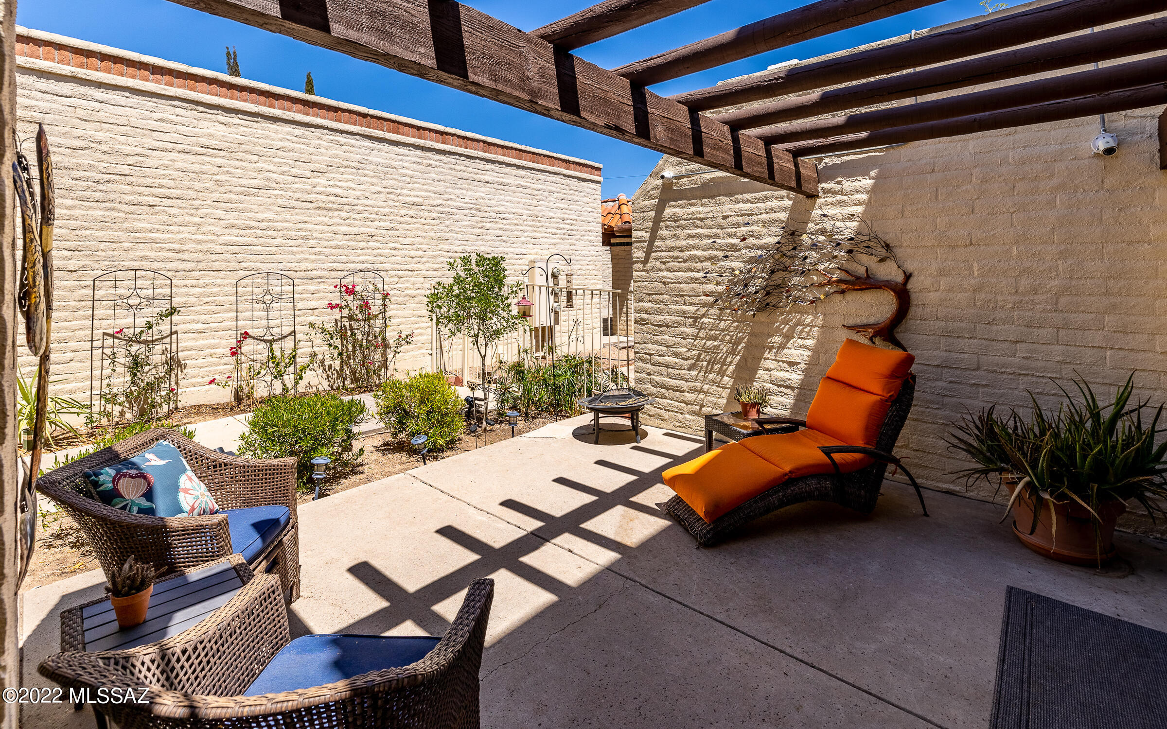 Plaza Mirador (1-28) - Residential