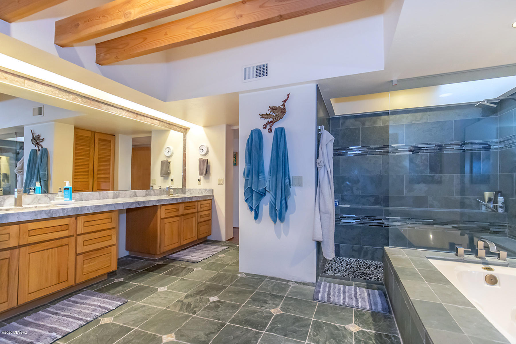 Catalina Foothills Estates NO. 10 (194-211) - Residential