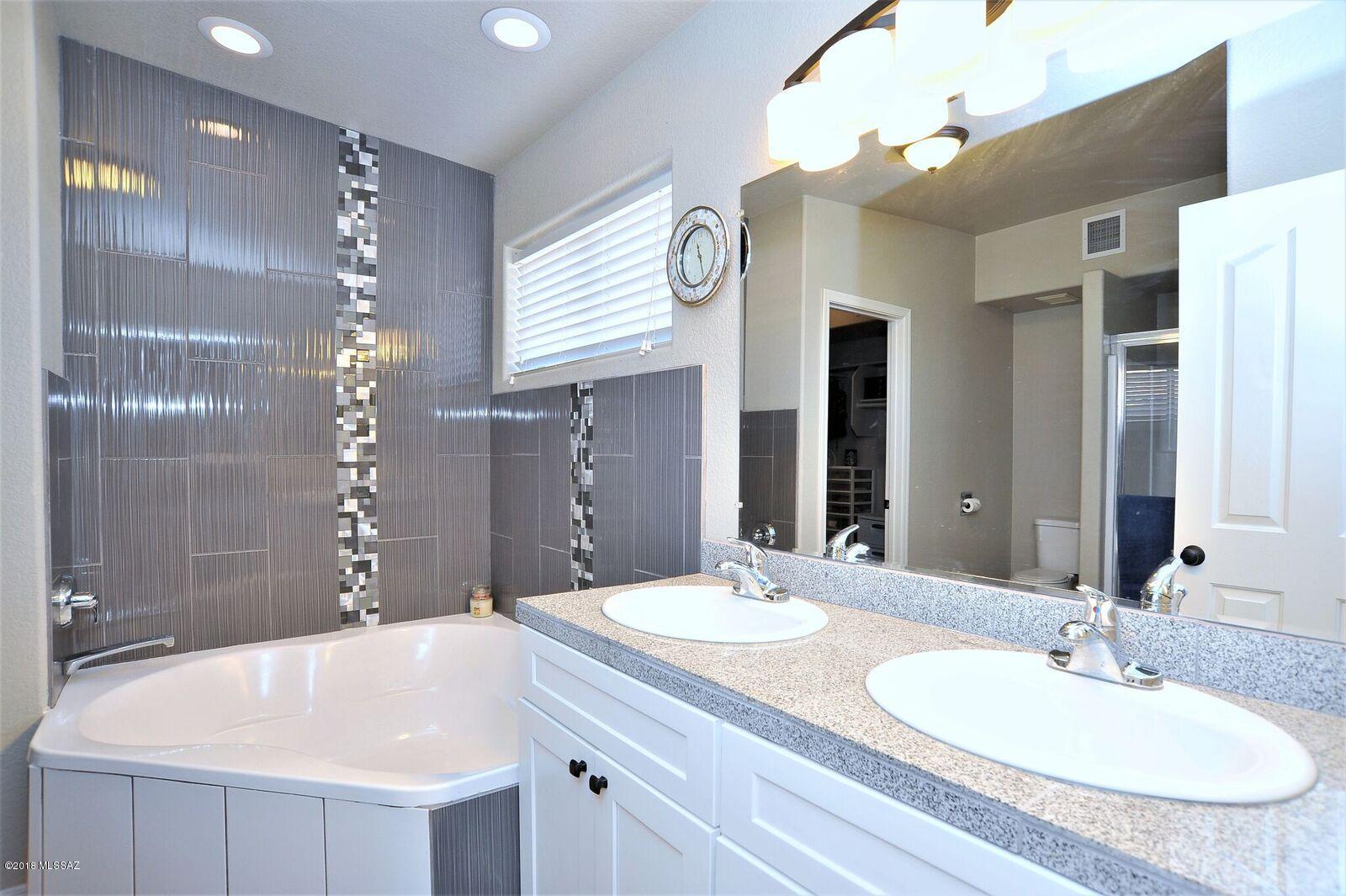 Ocotillo Cove (1-34) - Residential