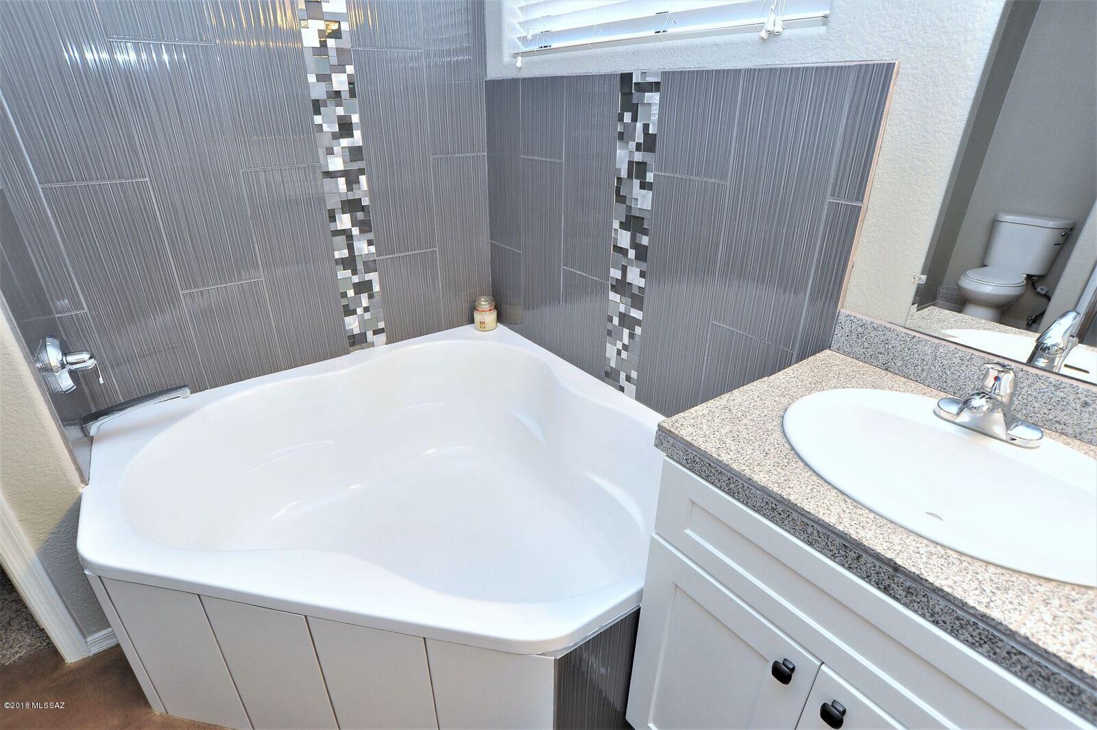 Ocotillo Cove (1-34) - Residential
