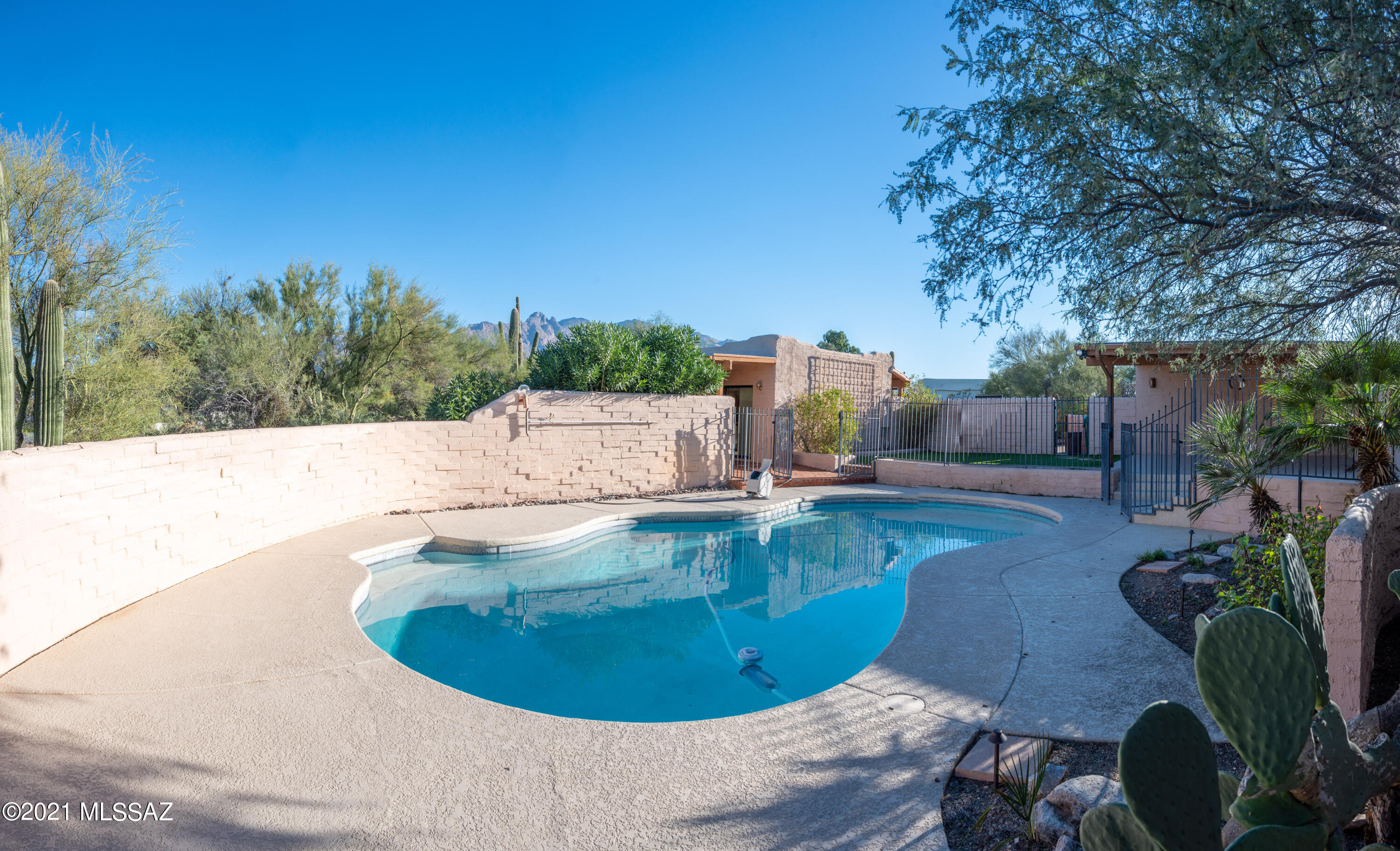 Catalina Foothills Estates NO. 7 (187-249) - Residential