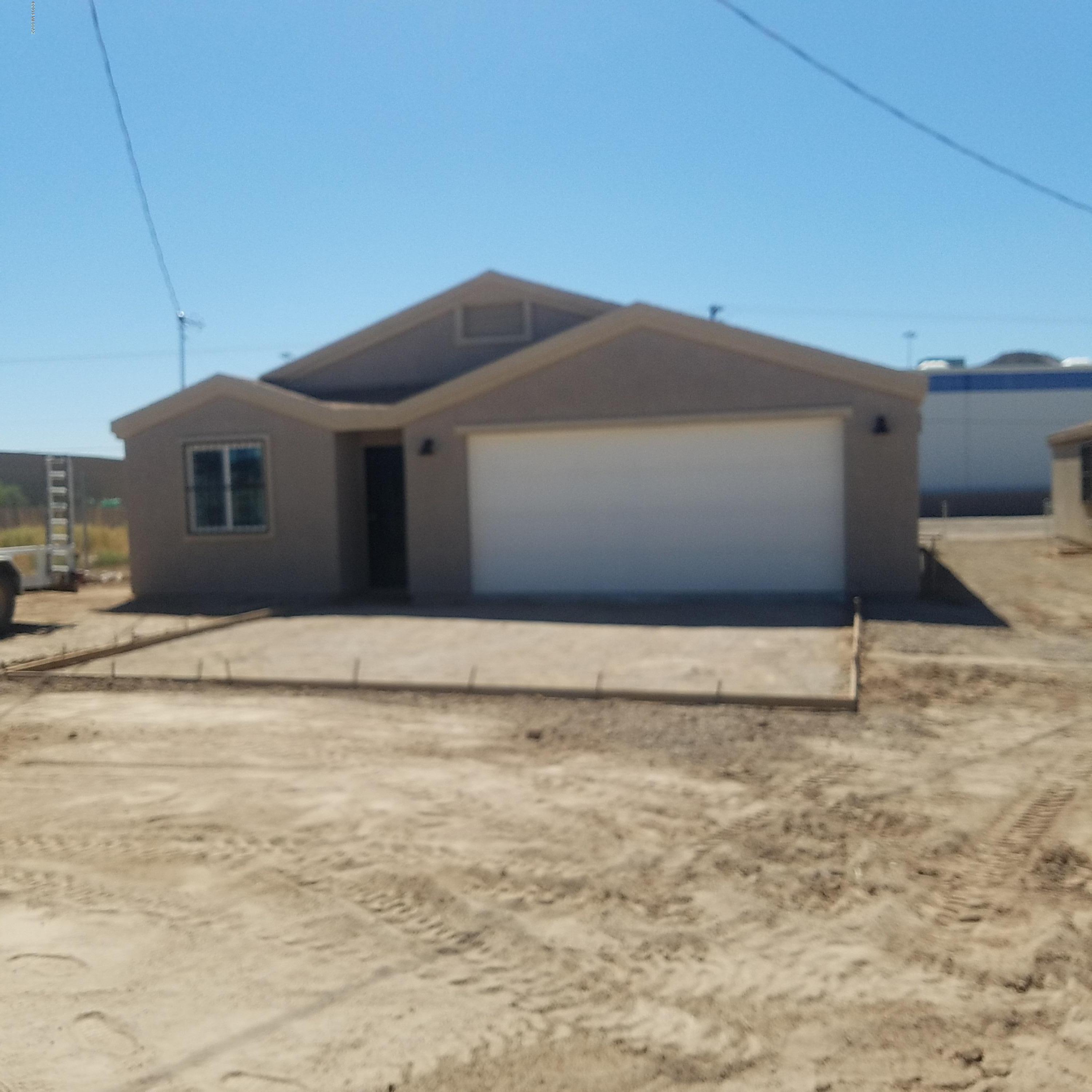 Come check out this beautiful 4 bdrm with bonus office area.  You'll love the beautiful ceramic tile in all living areas, new carpet in bedrooms, nice upgraded recessed lighting, large master bedroom with walk in closet and beautiful corner rain fall shower, dual pane windows, new interior and exterior paint, new roof and AC. Wont last long.  Come see today!