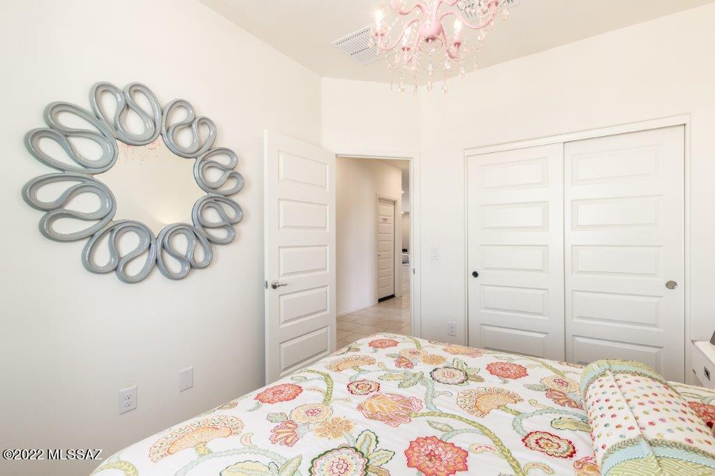 Saguaro Bloom SQ20180540069 - Residential