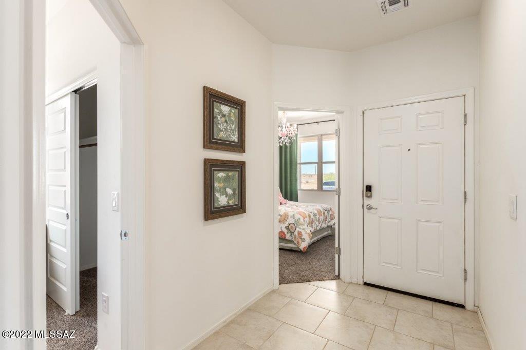 Saguaro Bloom SQ20180540069 - Residential