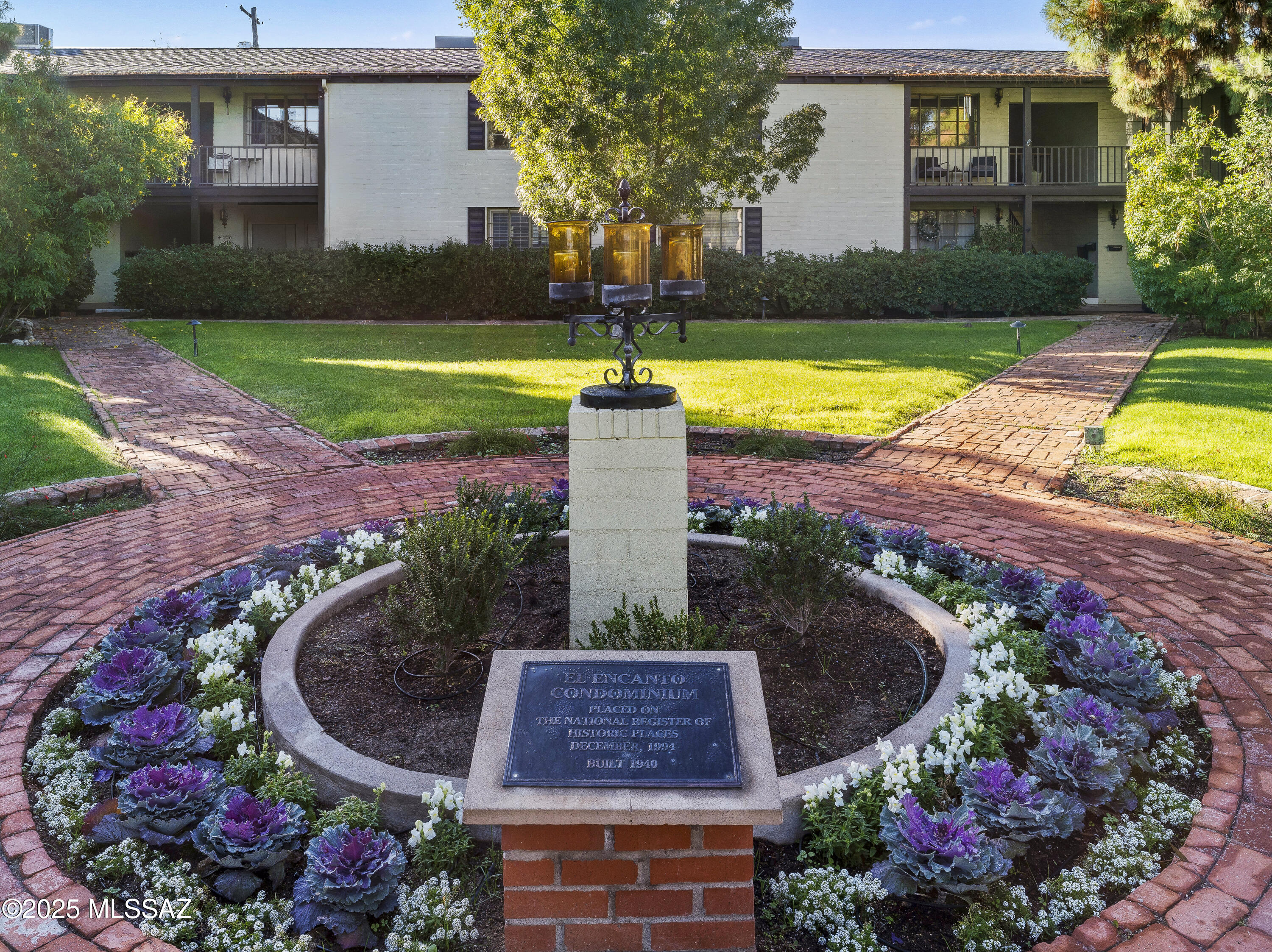 El Encanto Apartments - Residential
