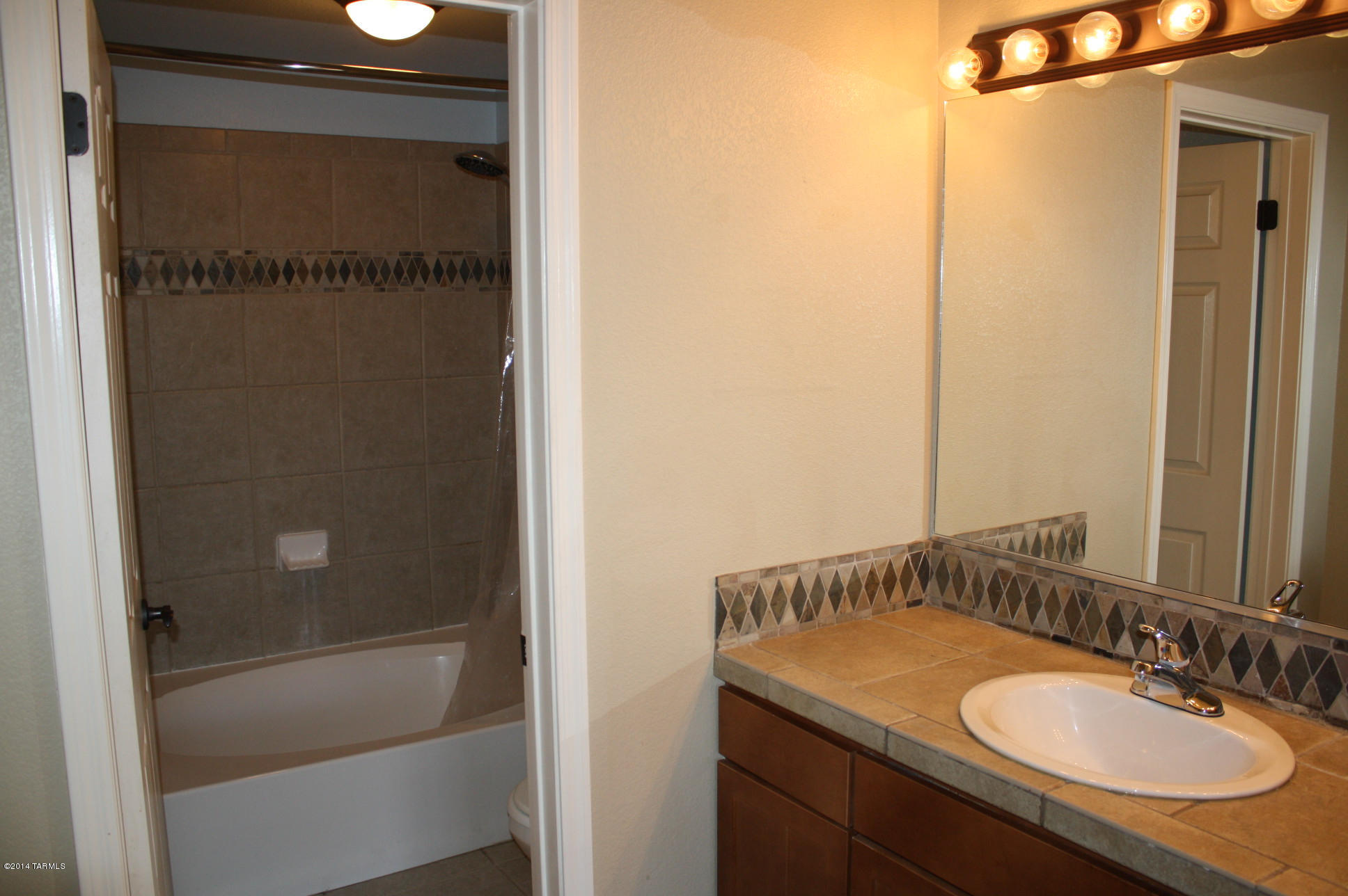 Pinnacle Canyon Condominium - Residential Lease