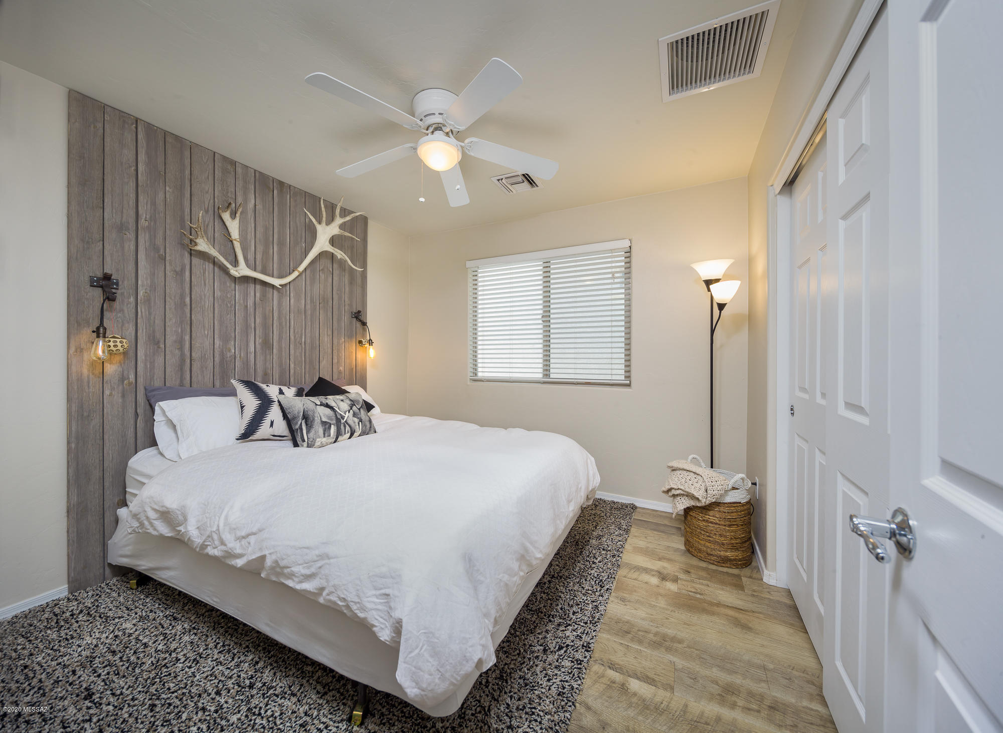 Sierra Morado Unit 2 West - Residential