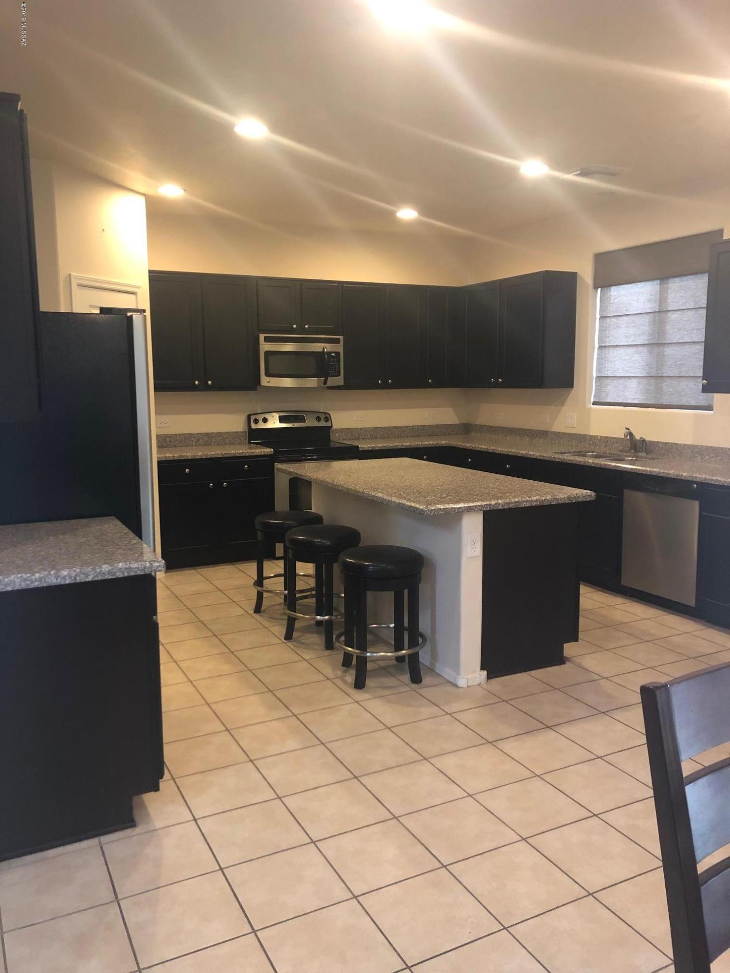 Presidios at Rancho Sahuarita (1-927) - Residential Lease