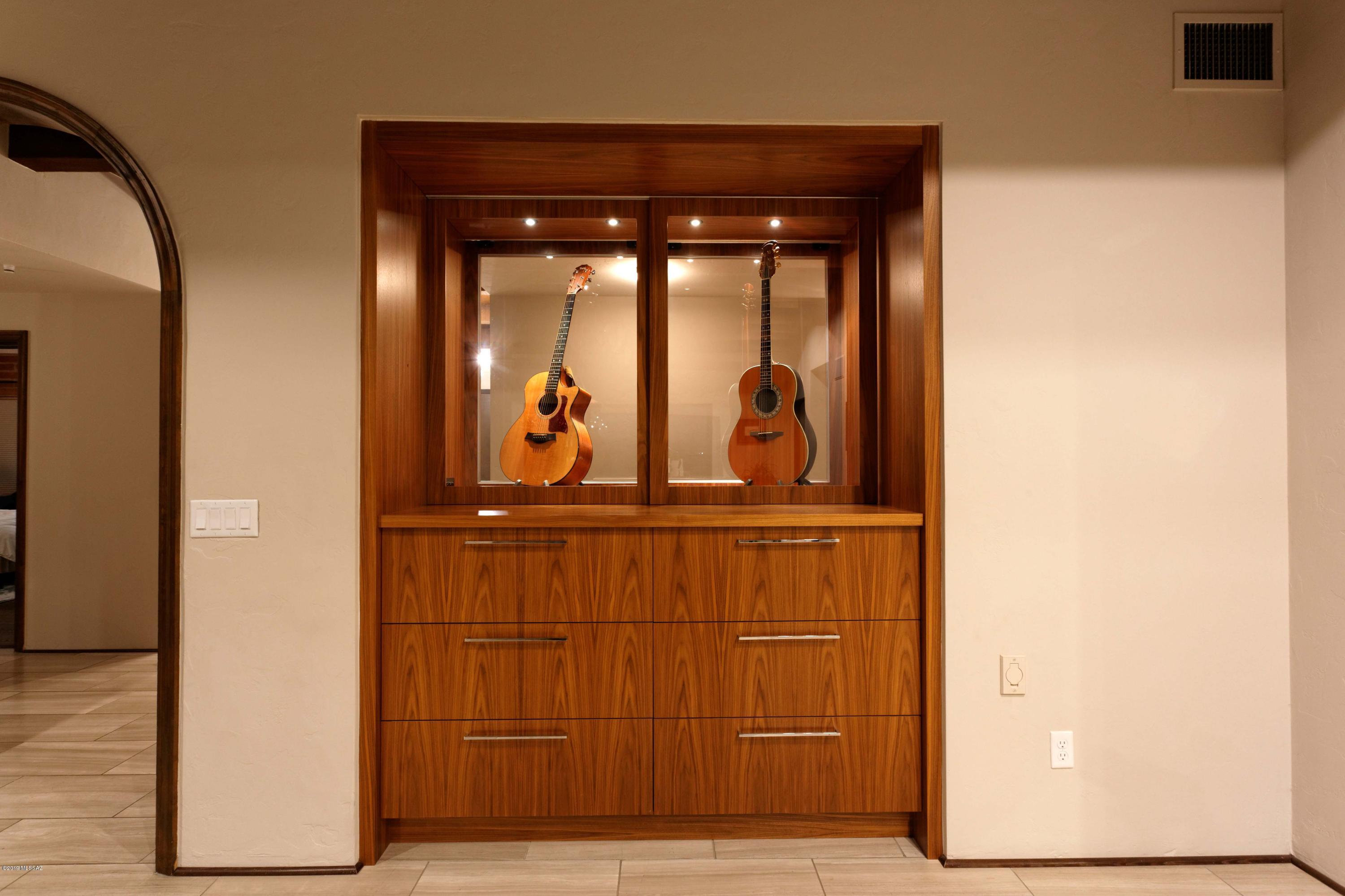 Catalina Foothills Estates NO. 2 - Residential