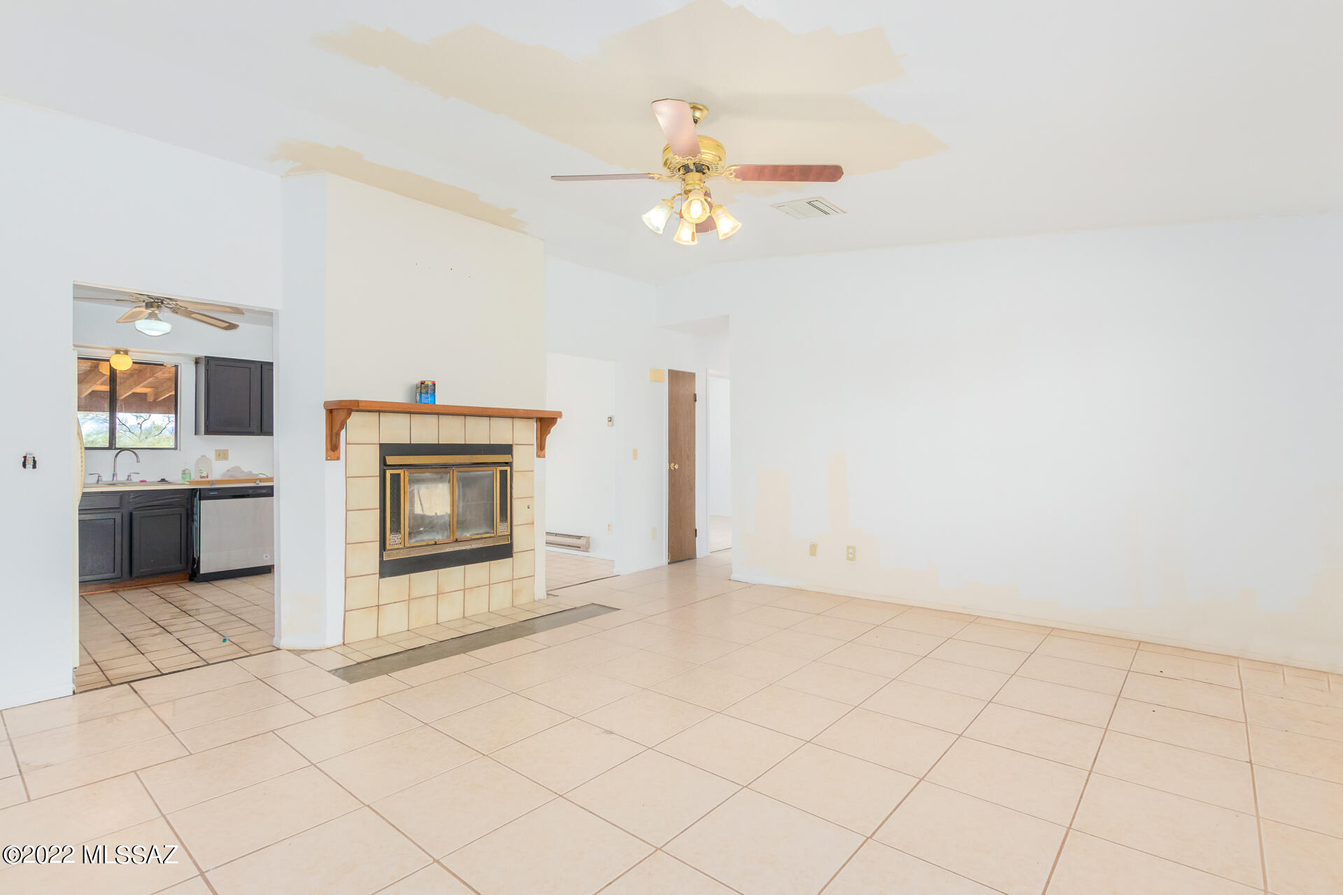New Tucson Unit NO. 21 (1-62) - Residential