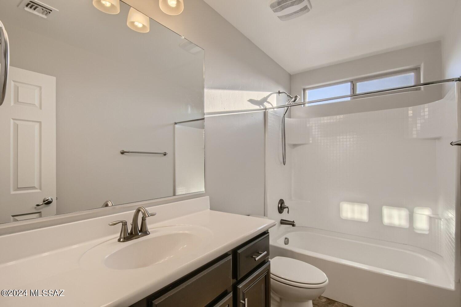 San Lucas Block 6 & 12 - Residential Lease