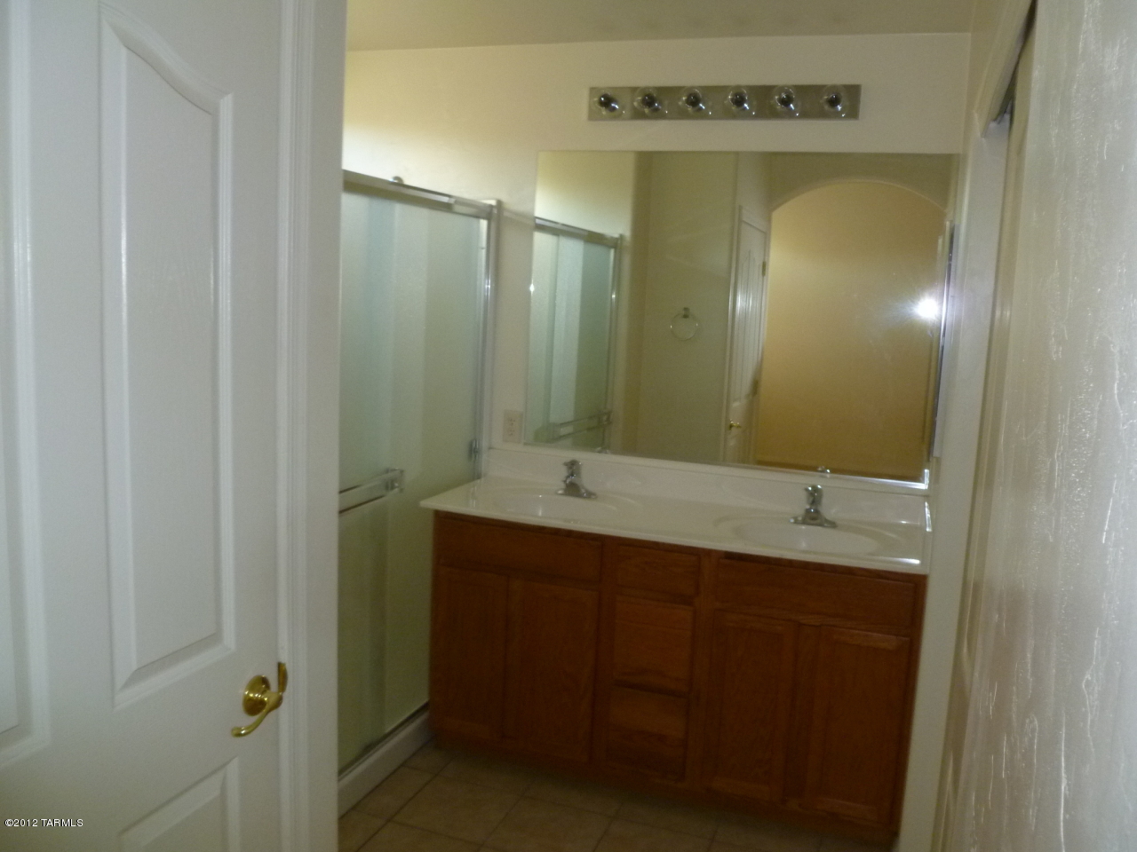 Rancho Del Lago (1-100) - Residential Lease