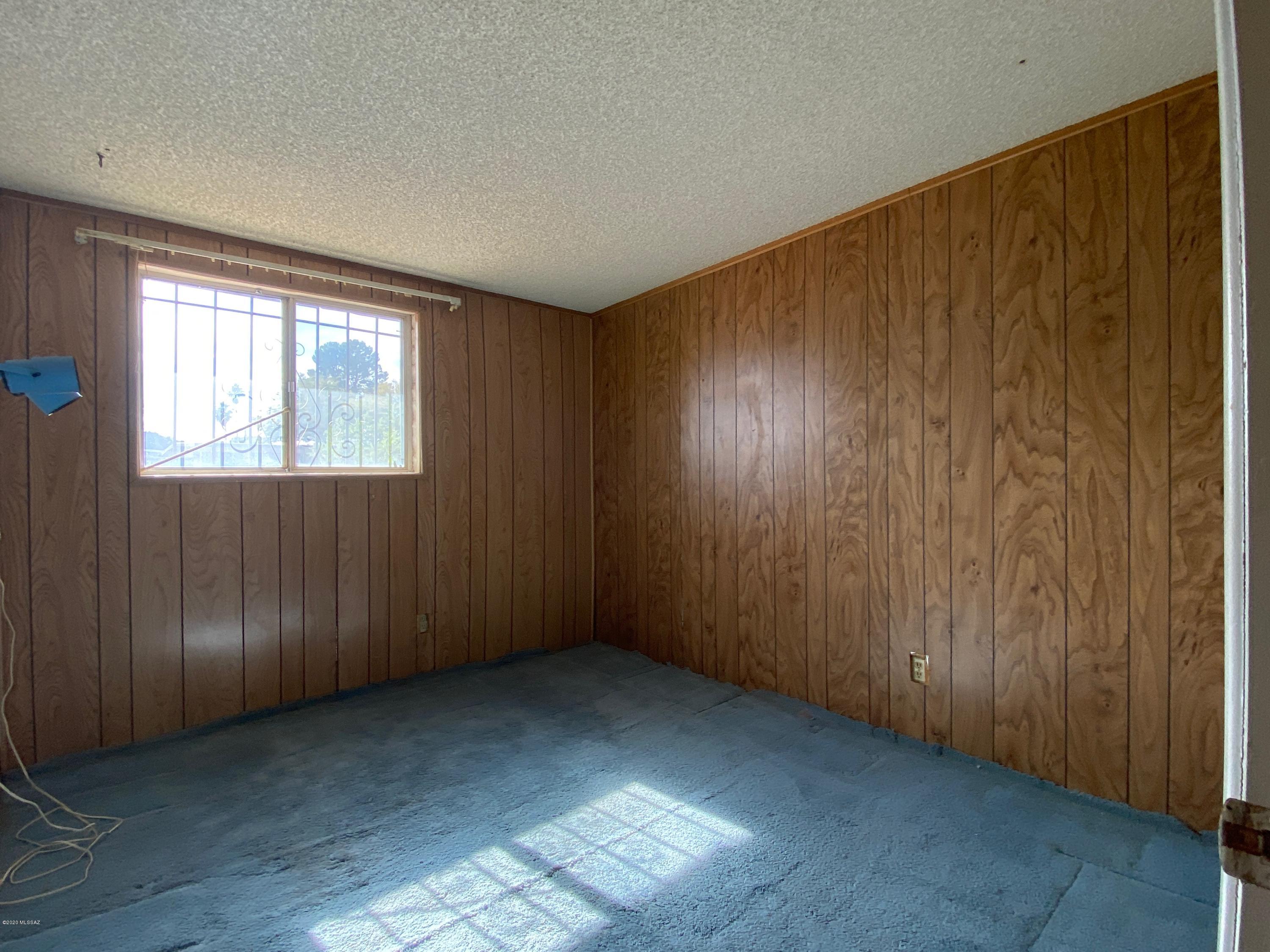 Pine Grove (171-383) - Residential