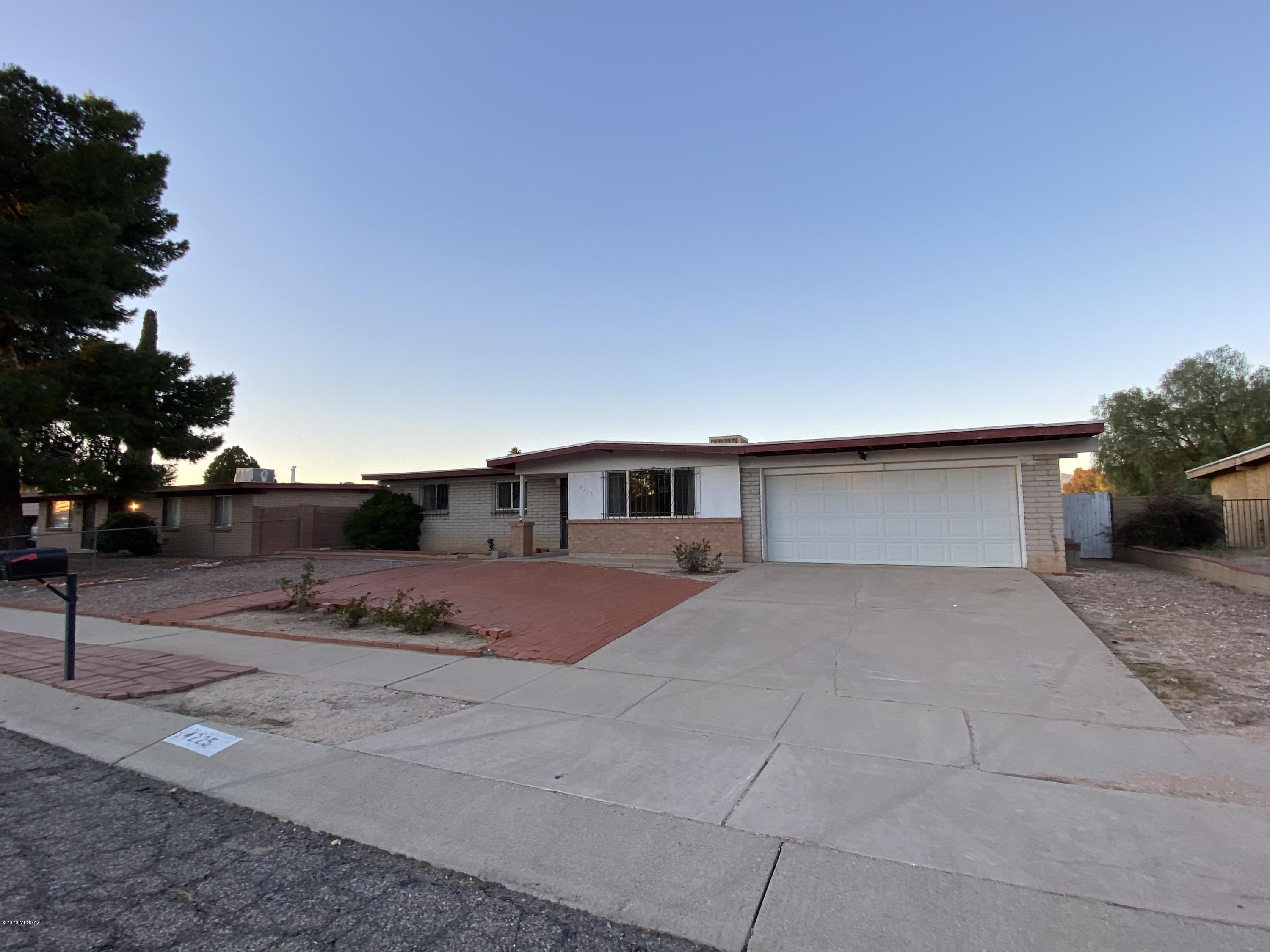 Pine Grove (171-383) - Residential