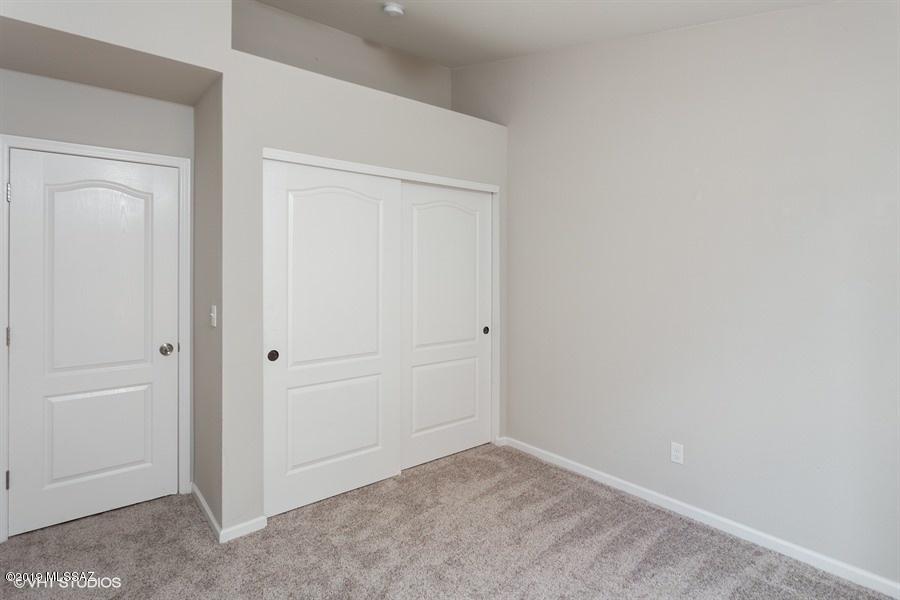 Linda Vista Terrace(1-102) - Residential