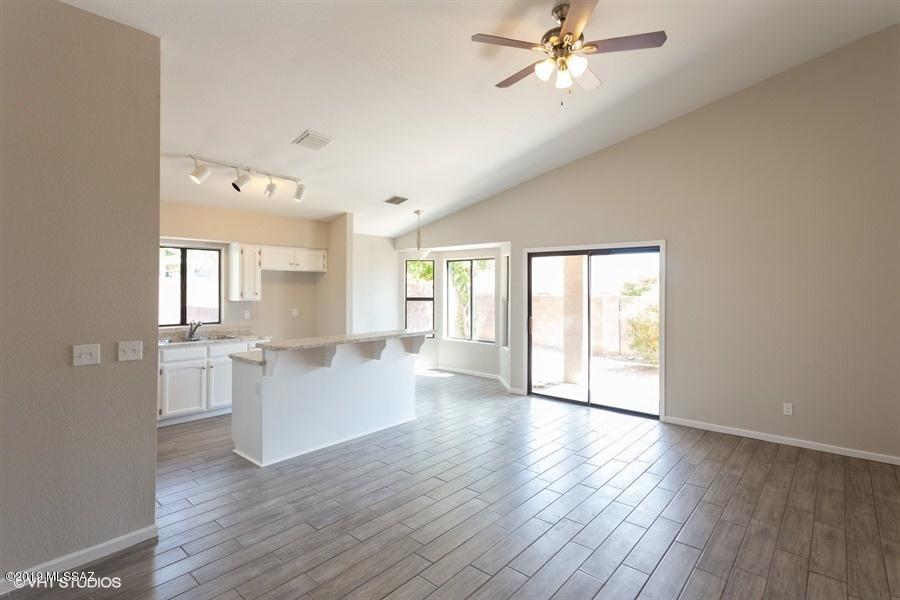 Linda Vista Terrace(1-102) - Residential