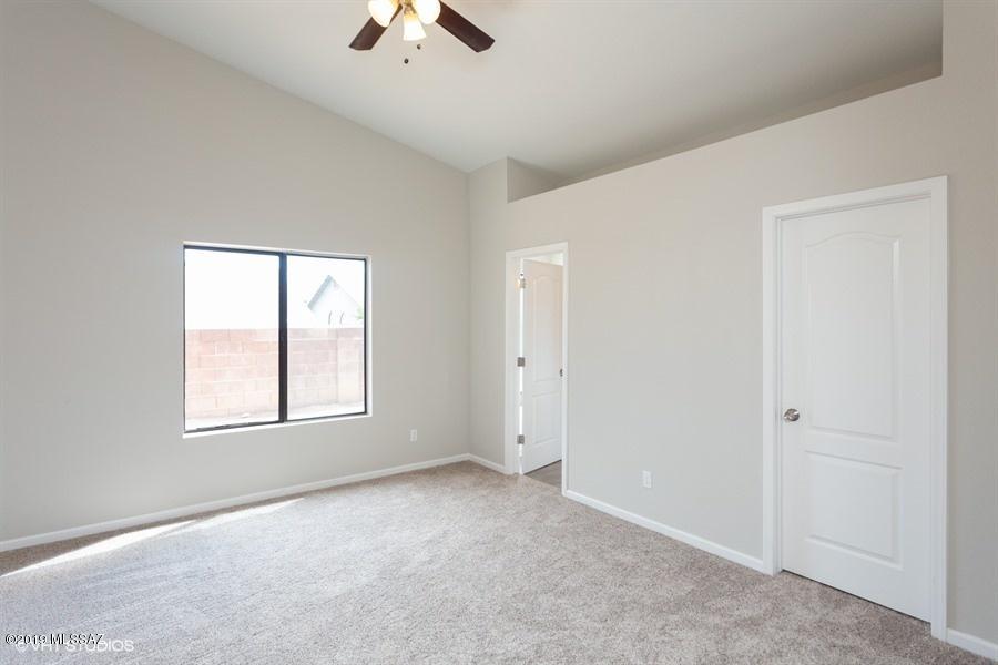 Linda Vista Terrace(1-102) - Residential