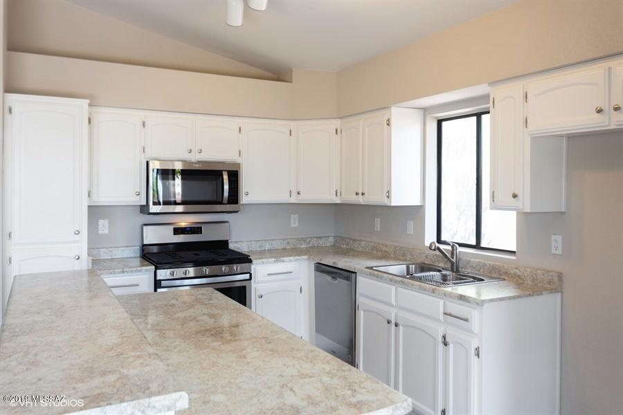 Linda Vista Terrace(1-102) - Residential