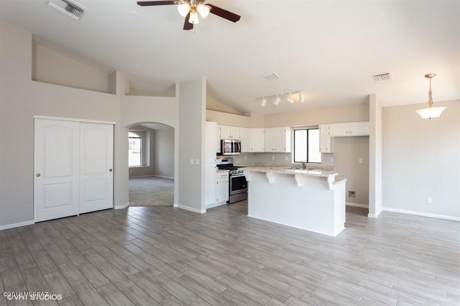 Linda Vista Terrace(1-102) - Residential