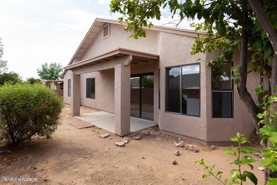 Linda Vista Terrace(1-102) - Residential