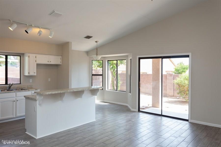 Linda Vista Terrace(1-102) - Residential