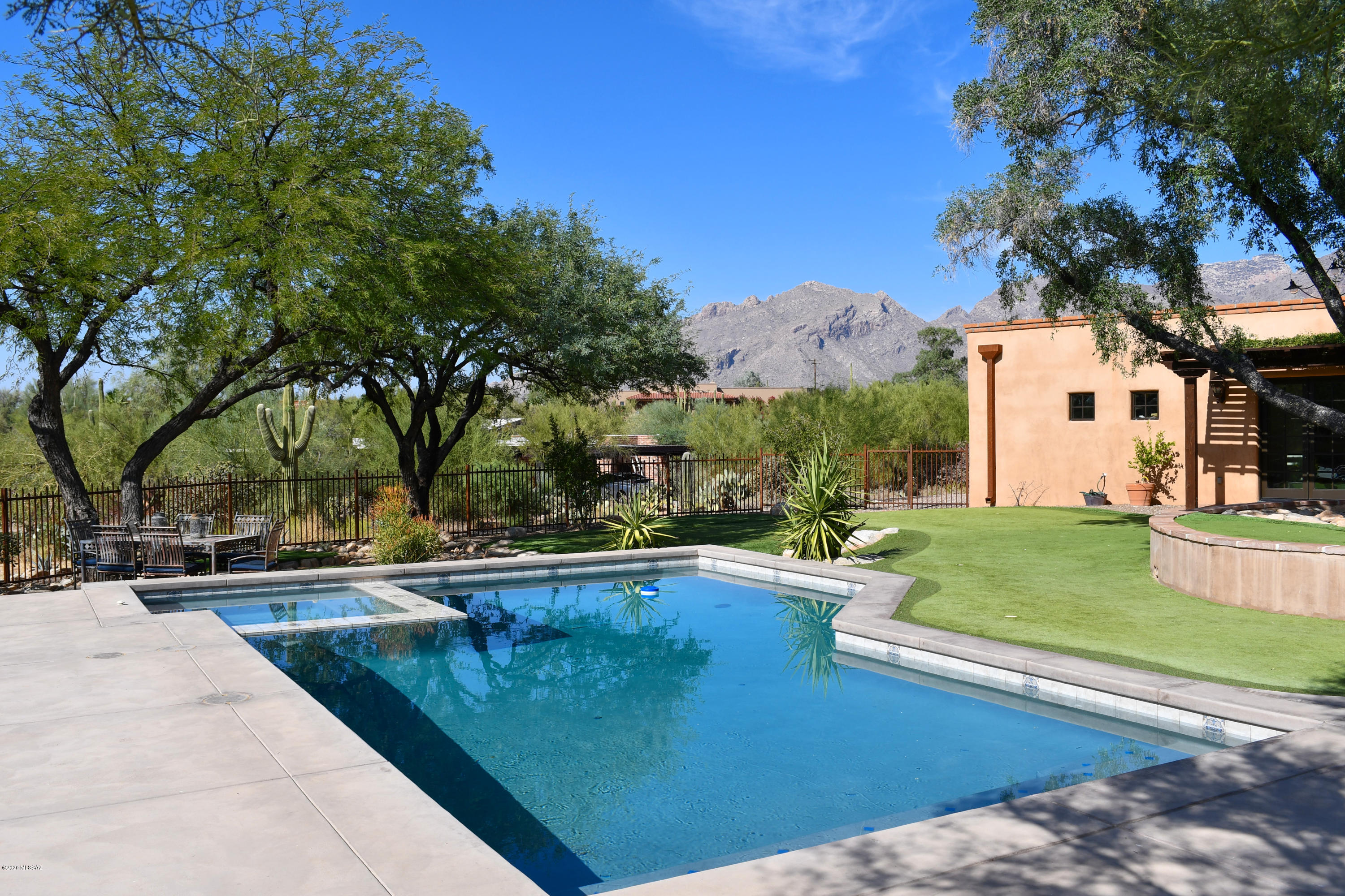 Catalina Foothills Estates NO. 5 - Residential
