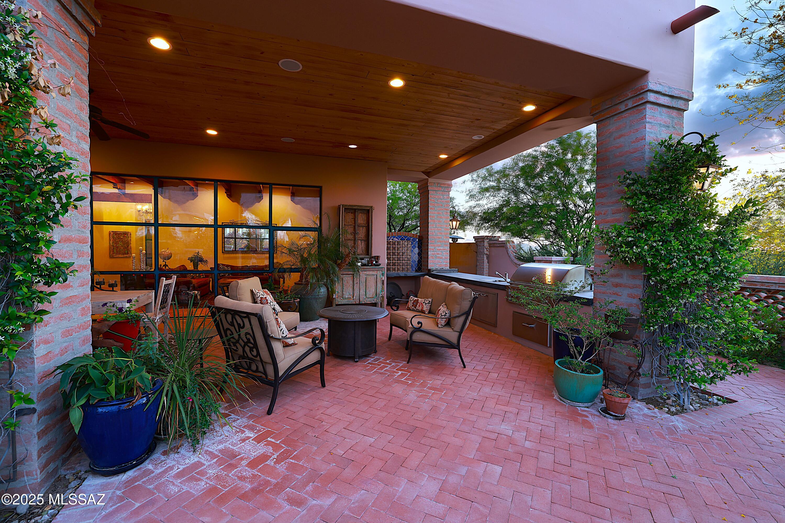 Catalina Foothills Estates NO. 5 - Residential