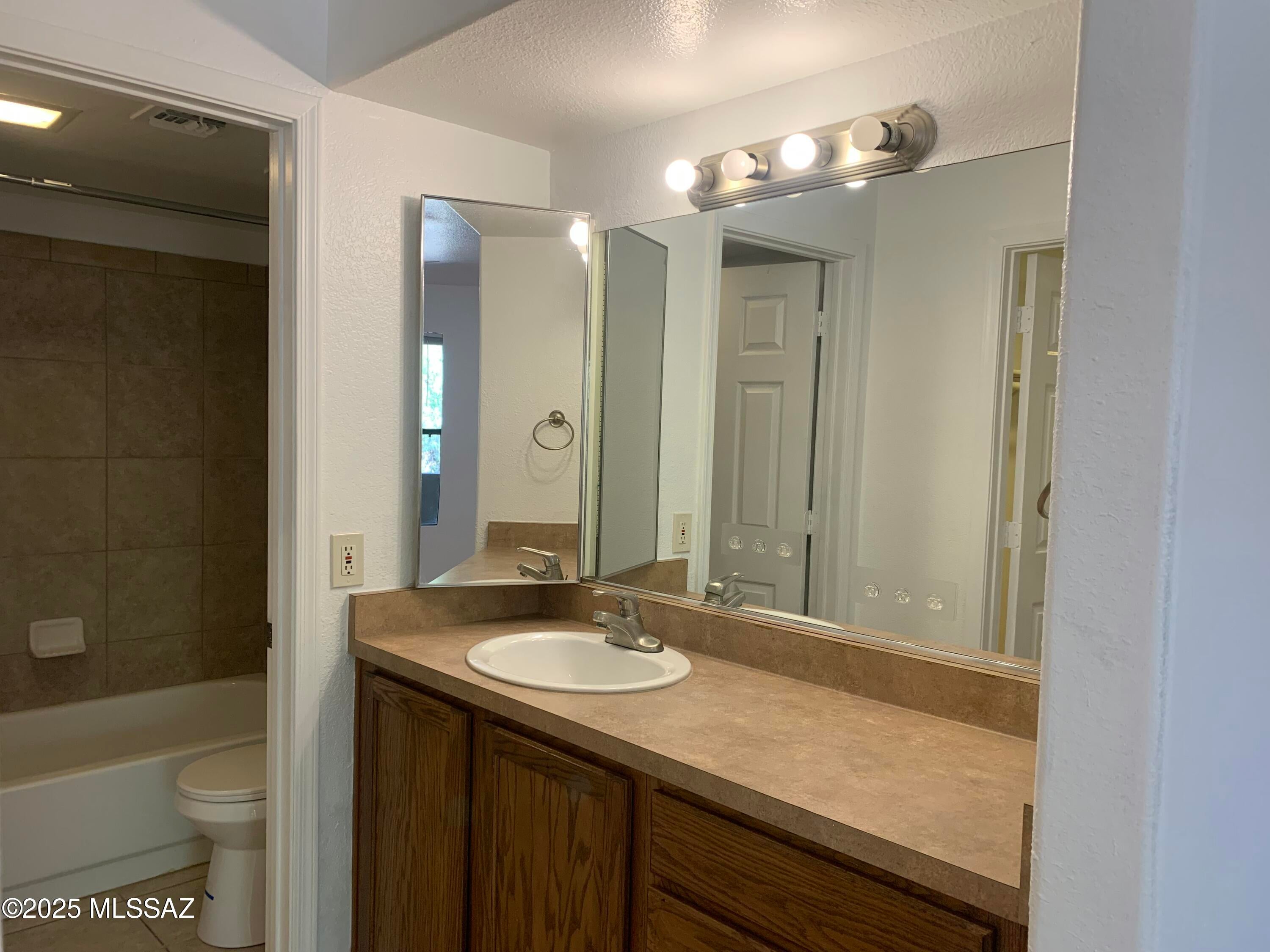 Greens at Ventana Canyon - Residential Lease