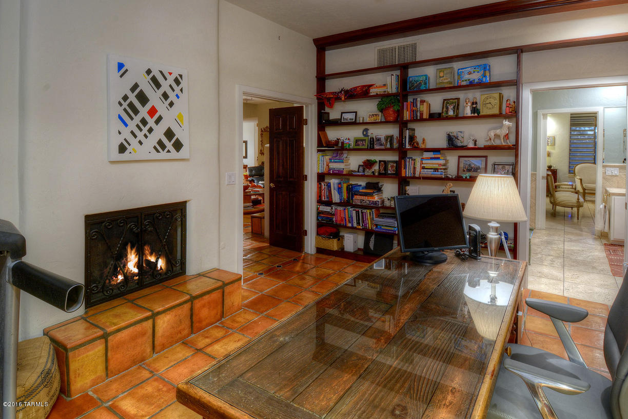 Catalina Foothills Est. NO. 10 (73-90, 119, 121, 123, 127-146) - Residential
