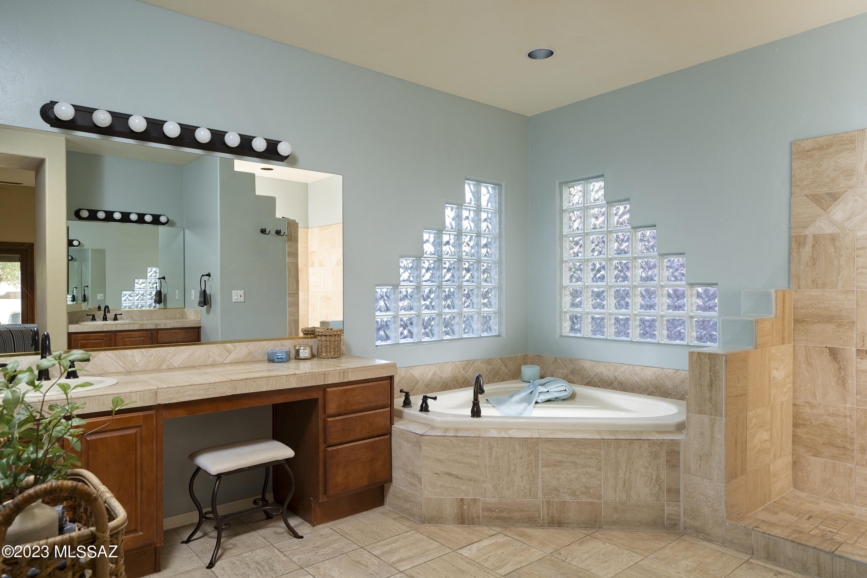 Snyder Canyon Estates (1-20) - Residential