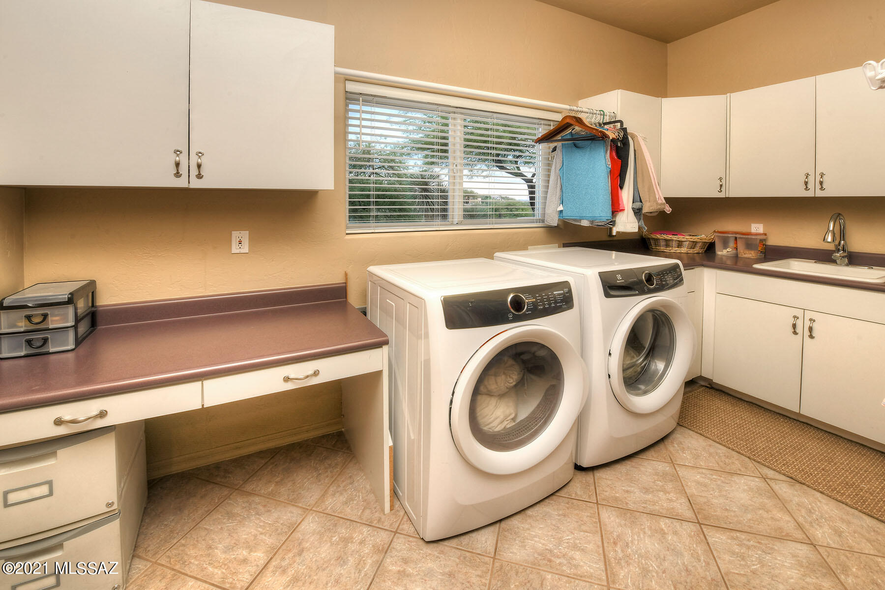 Catalina Foothills Estates NO. 10 (1-72) - Residential