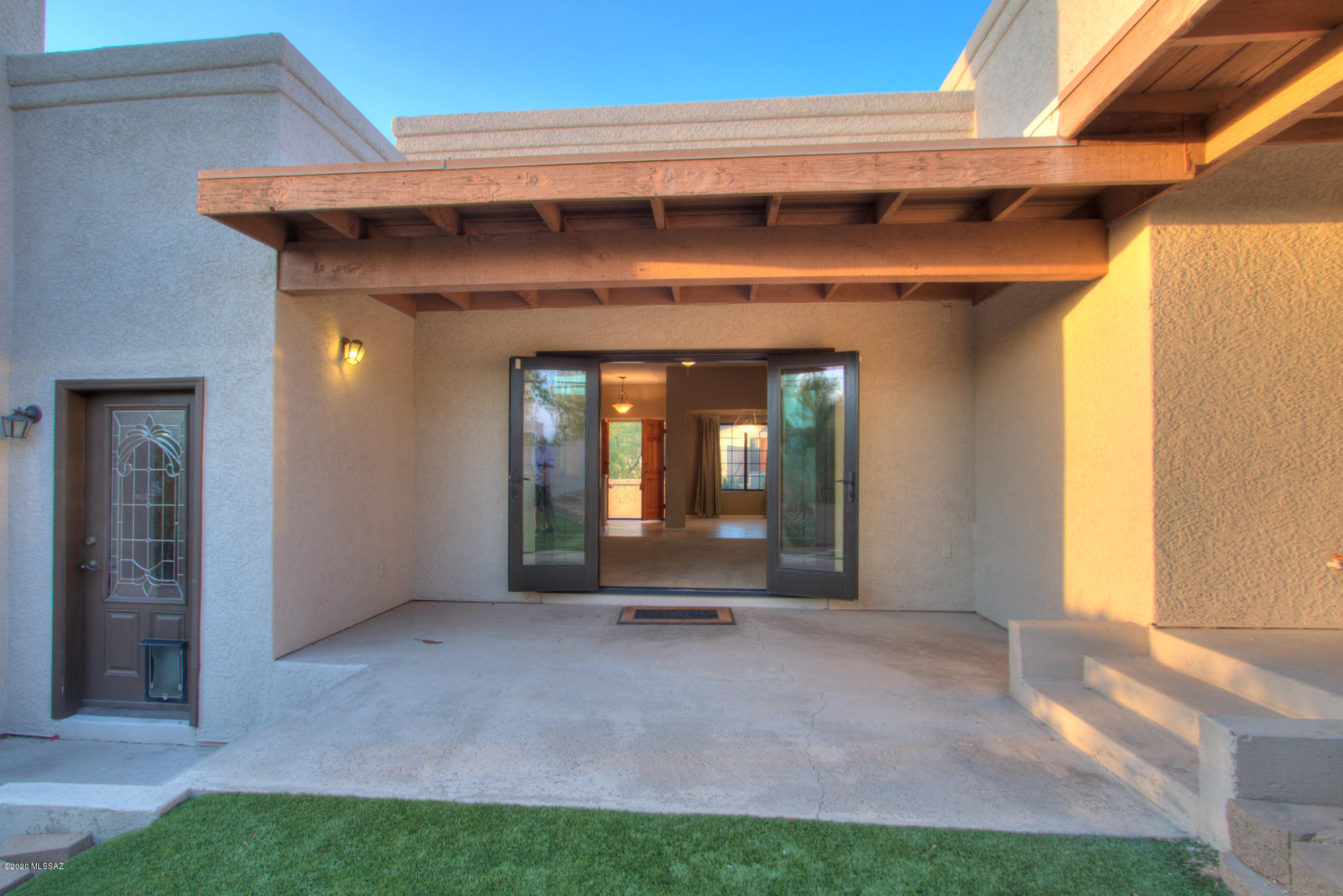 Las Alturas (1-167) - Residential