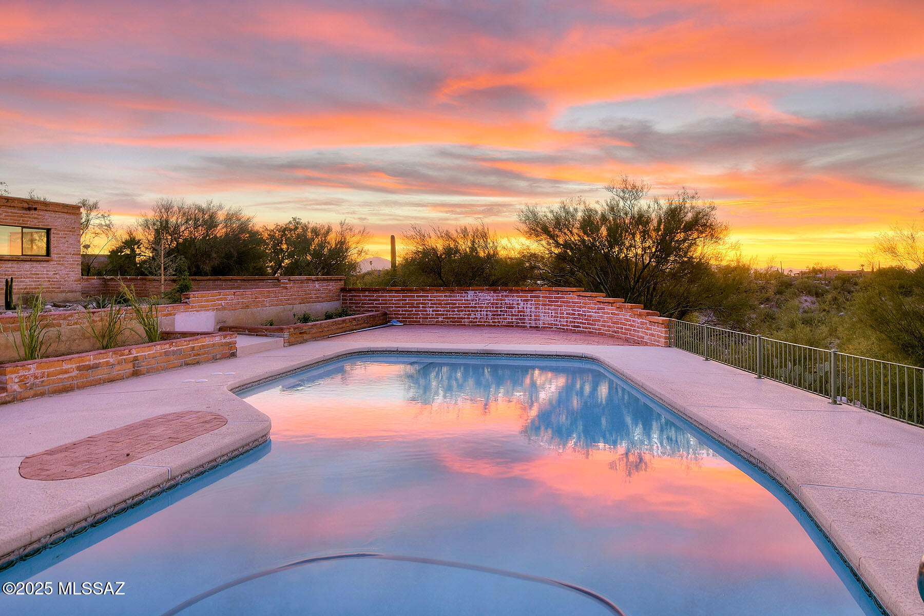 Catalina Foothills Estates NO. 7 (44-120) - Residential