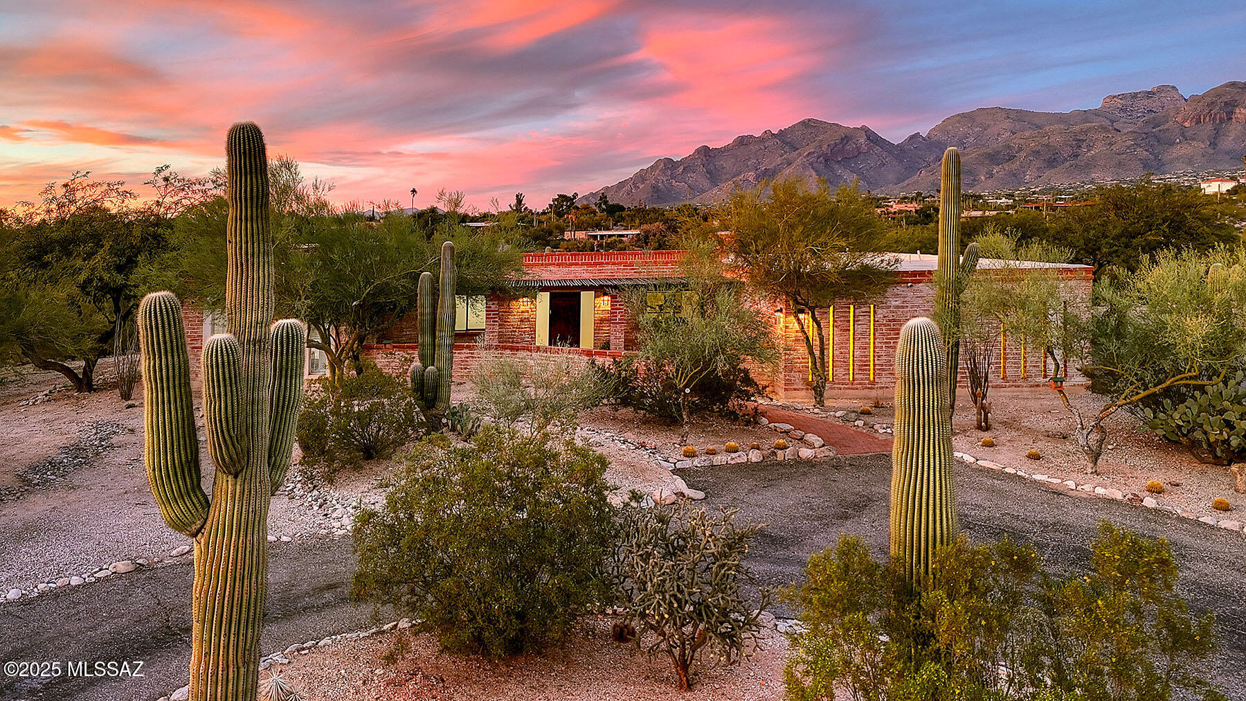 Catalina Foothills Estates NO. 7 (44-120) - Residential